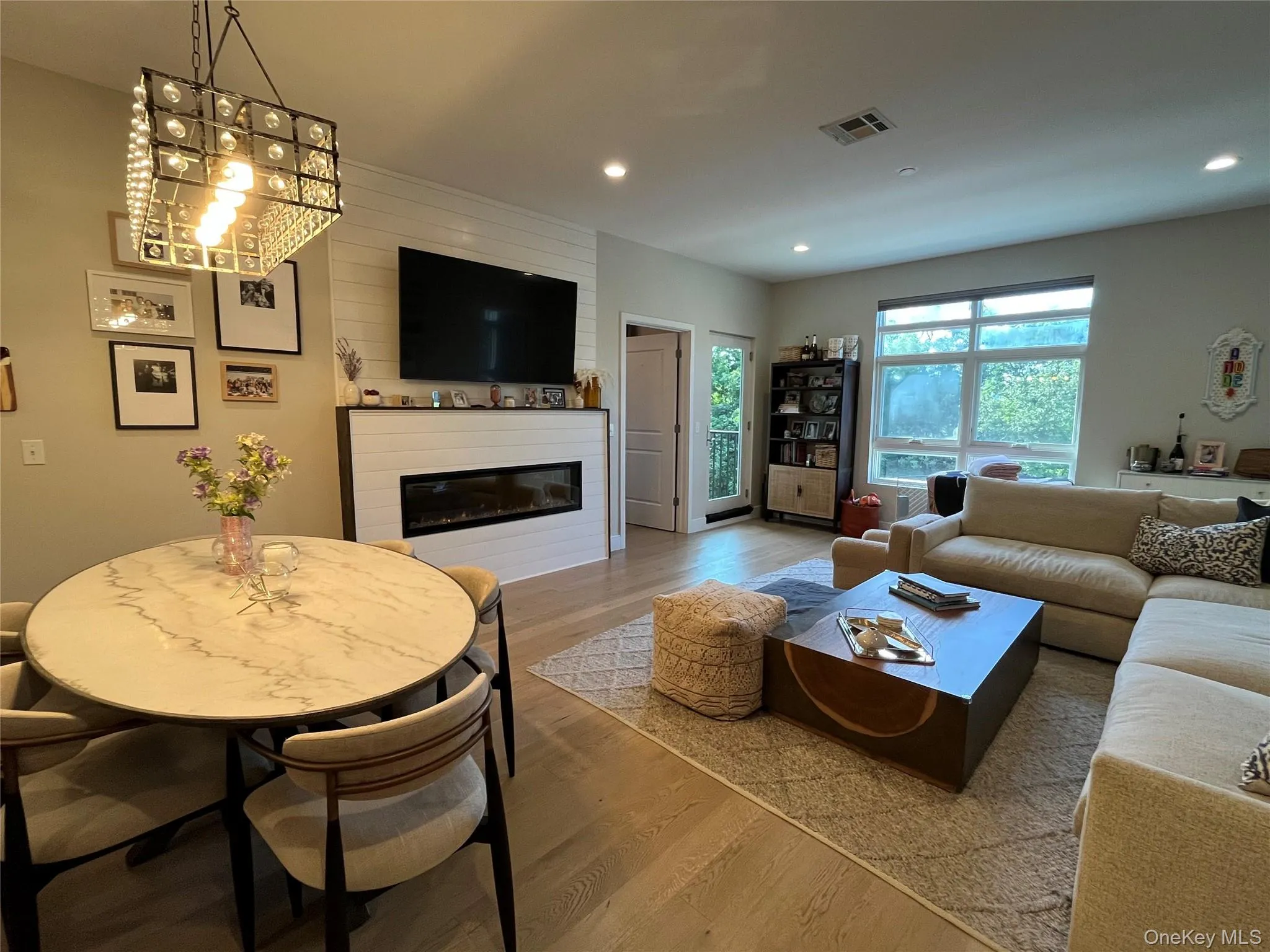 30 Beekman Street, Beacon, NY, 2 Bedrooms Bedrooms, 4 Rooms Rooms,2 BathroomsBathrooms,Residential,For Rent,Beekman,0,1012257 30 Beekman Street, Beacon, NY, 2 Bedrooms Bedrooms, 4 Rooms Rooms,2 BathroomsBathrooms,Residential,For Rent,Beekman,0,1012257