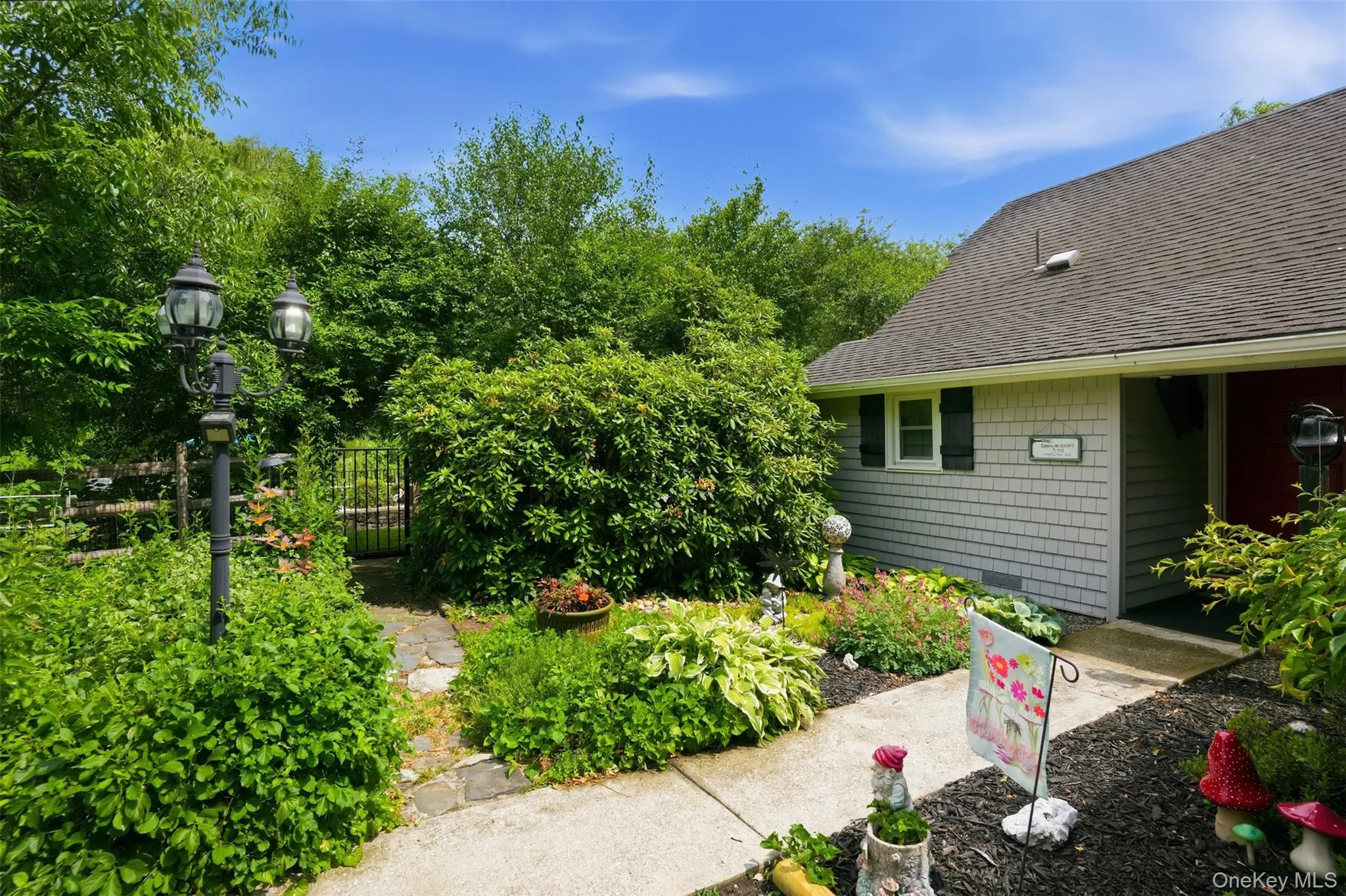 2 Maple Lane, Hyde Park, NY, 2 Bedrooms Bedrooms, 7 Rooms Rooms,2 BathroomsBathrooms,Residential,For Rent,Maple,0,KEY1012258 2 Maple Lane, Hyde Park, NY, 2 Bedrooms Bedrooms, 7 Rooms Rooms,2 BathroomsBathrooms,Residential,For Rent,Maple,0,KEY1012258