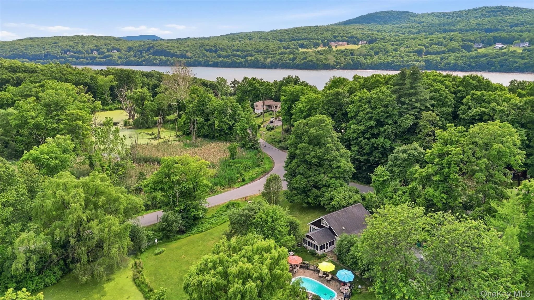 2 Maple Lane, Hyde Park, NY, 2 Bedrooms Bedrooms, 7 Rooms Rooms,2 BathroomsBathrooms,Residential,For Rent,Maple,0,KEY1012258 2 Maple Lane, Hyde Park, NY, 2 Bedrooms Bedrooms, 7 Rooms Rooms,2 BathroomsBathrooms,Residential,For Rent,Maple,0,KEY1012258