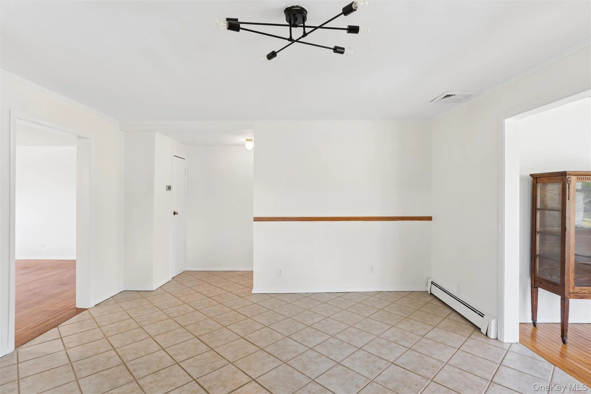 9 7th Street, Riverhead, NY, 3 Bedrooms Bedrooms, 7 Rooms Rooms,2 BathroomsBathrooms,Residential,For Rent,7th,0,1012260 9 7th Street, Riverhead, NY, 3 Bedrooms Bedrooms, 7 Rooms Rooms,2 BathroomsBathrooms,Residential,For Rent,7th,0,1012260