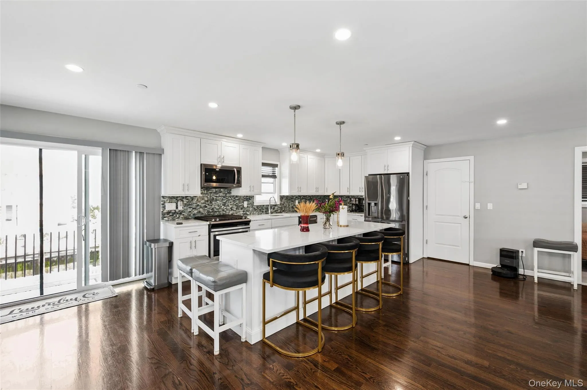 663 Arthur Street, Hempstead, NY, 5 Bedrooms Bedrooms, 15 Rooms Rooms,2 BathroomsBathrooms,Residential,For Rent,Arthur,0,1012263 663 Arthur Street, Hempstead, NY, 5 Bedrooms Bedrooms, 15 Rooms Rooms,2 BathroomsBathrooms,Residential,For Rent,Arthur,0,1012263