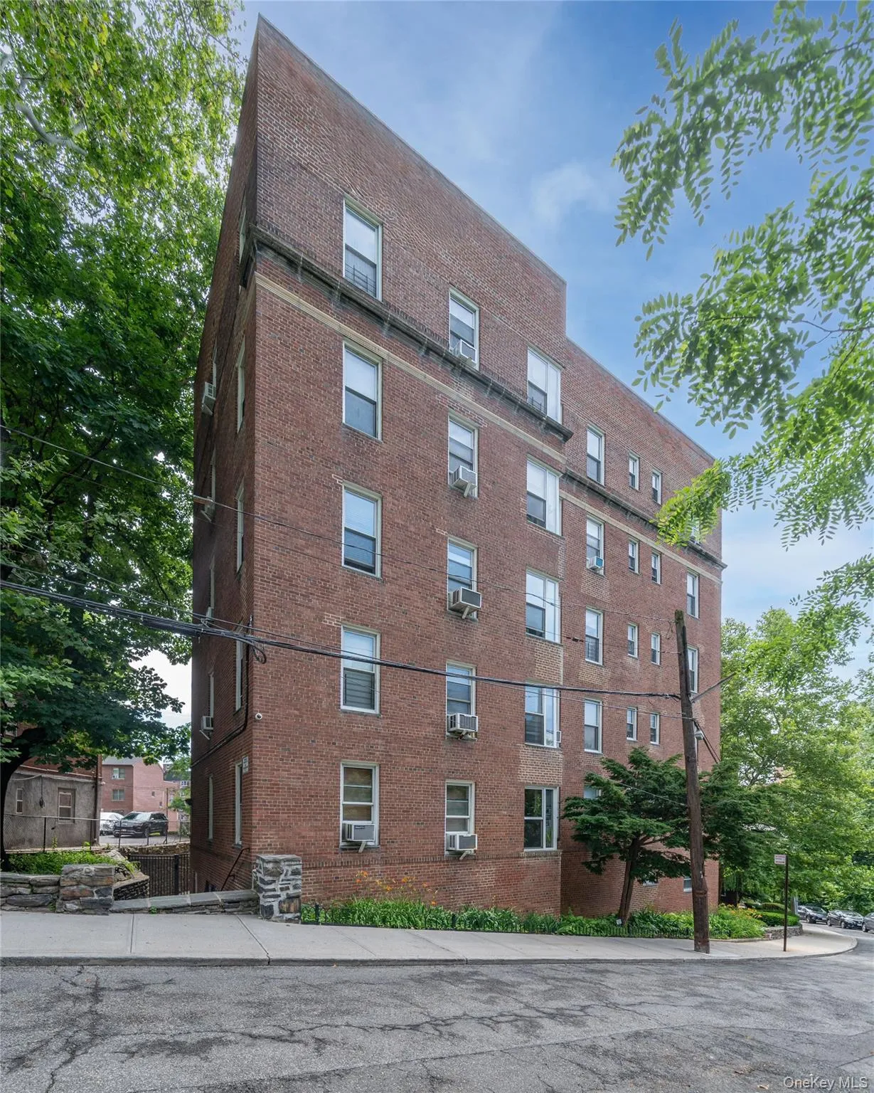 511 232nd Street, New York, NY, 2 Bedrooms Bedrooms, 4 Rooms Rooms,1 BathroomBathrooms,Residential,For Rent,232nd,0,1012269 511 232nd Street, New York, NY, 2 Bedrooms Bedrooms, 4 Rooms Rooms,1 BathroomBathrooms,Residential,For Rent,232nd,0,1012269