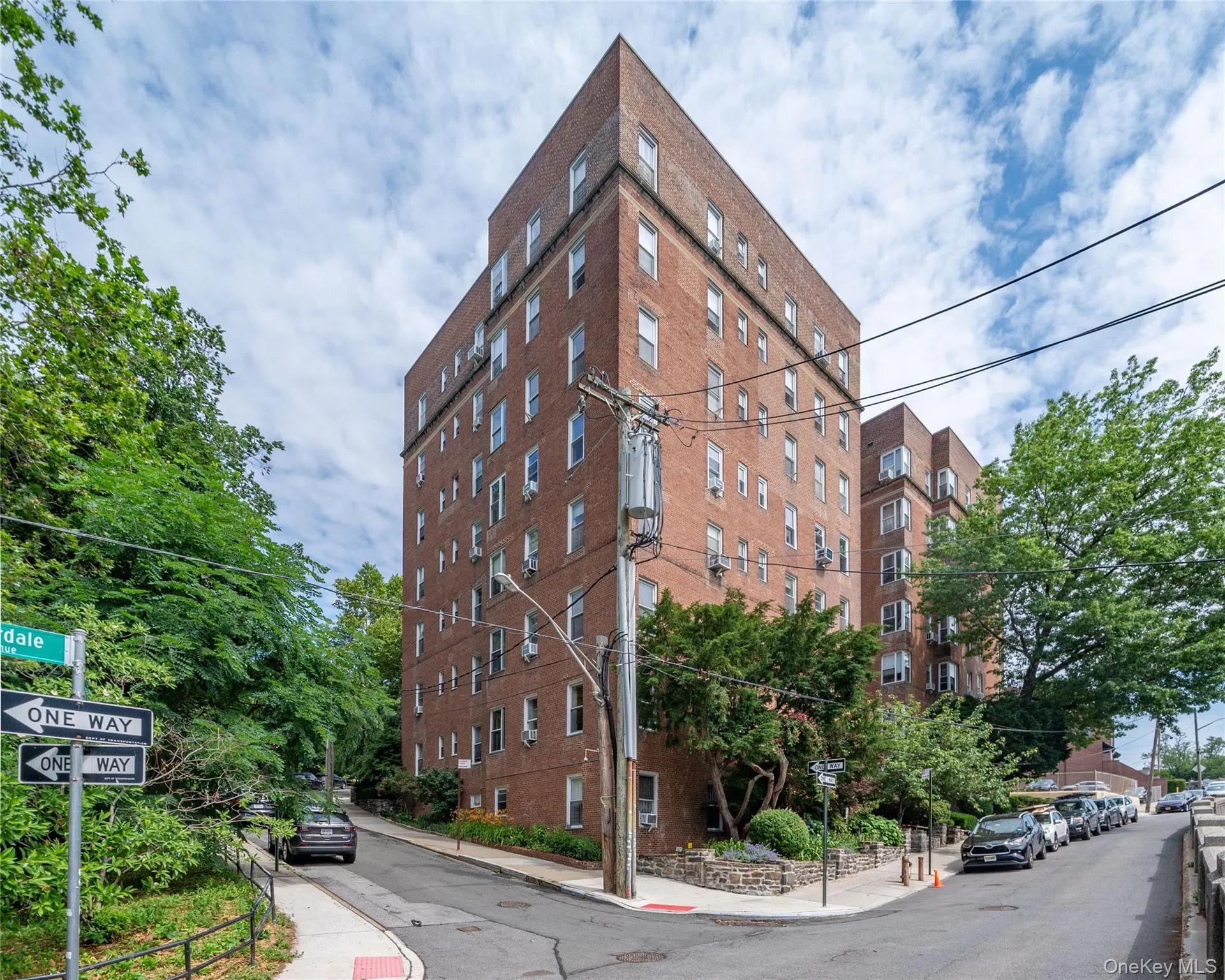 511 232nd Street, New York, NY, 2 Bedrooms Bedrooms, 4 Rooms Rooms,1 BathroomBathrooms,Residential,For Rent,232nd,0,1012269 511 232nd Street, New York, NY, 2 Bedrooms Bedrooms, 4 Rooms Rooms,1 BathroomBathrooms,Residential,For Rent,232nd,0,1012269