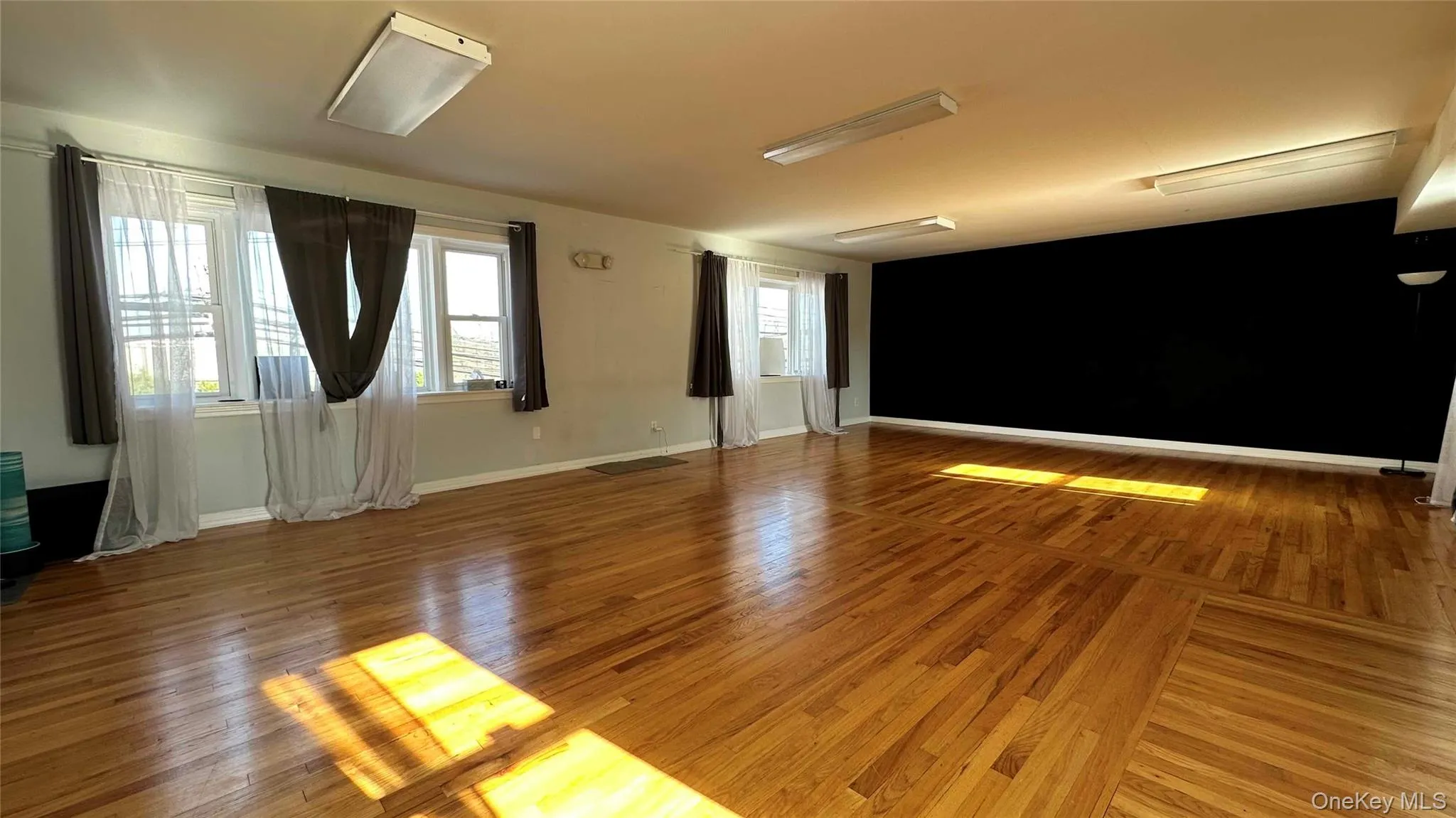 50 Brooklyn Avenue, Oyster Bay, NY, ,Commercial Lease,For Rent,Brooklyn,0,1012270 50 Brooklyn Avenue, Oyster Bay, NY, ,Commercial Lease,For Rent,Brooklyn,0,1012270
