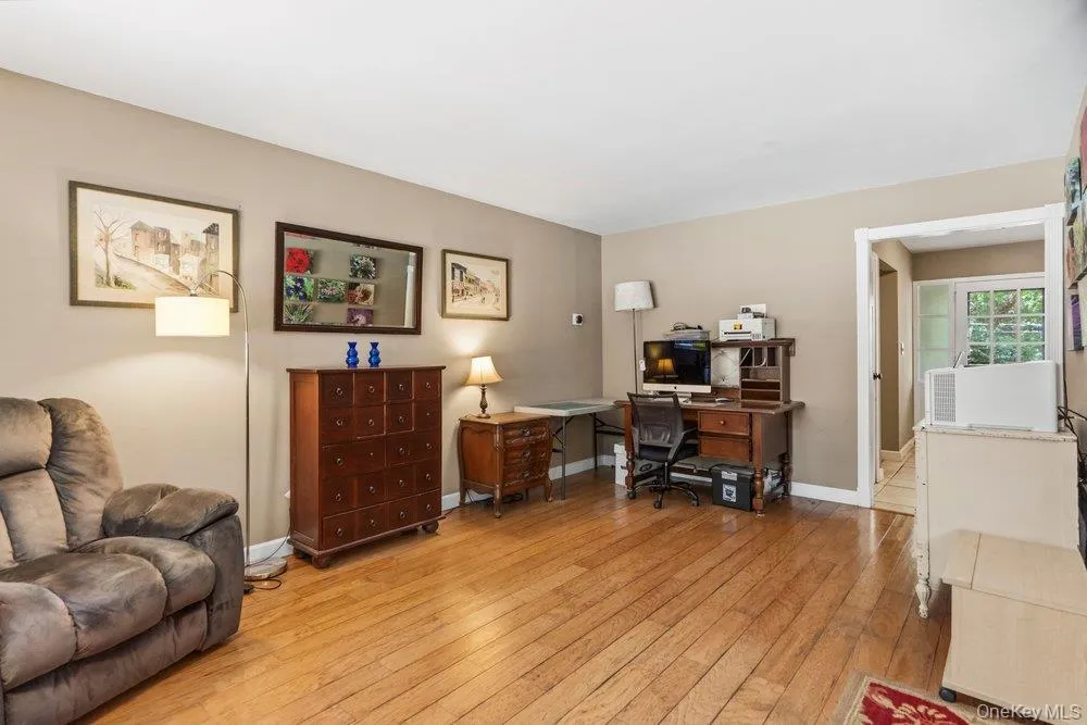 9 Dillmont Drive, Smithtown, NY, 4 Bedrooms Bedrooms, 8 Rooms Rooms,3 BathroomsBathrooms,Residential,For Rent,Dillmont,0,1012271 9 Dillmont Drive, Smithtown, NY, 4 Bedrooms Bedrooms, 8 Rooms Rooms,3 BathroomsBathrooms,Residential,For Rent,Dillmont,0,1012271