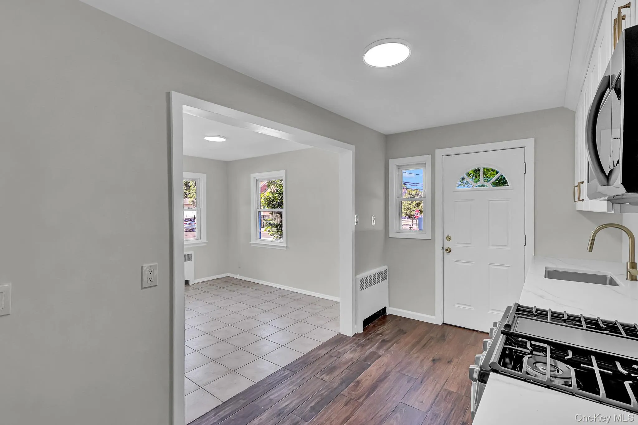 863 Prospect Avenue, North Hempstead, NY, 4 Bedrooms Bedrooms, 7 Rooms Rooms,2 BathroomsBathrooms,Residential,For Rent,Prospect,0,1012272 863 Prospect Avenue, North Hempstead, NY, 4 Bedrooms Bedrooms, 7 Rooms Rooms,2 BathroomsBathrooms,Residential,For Rent,Prospect,0,1012272