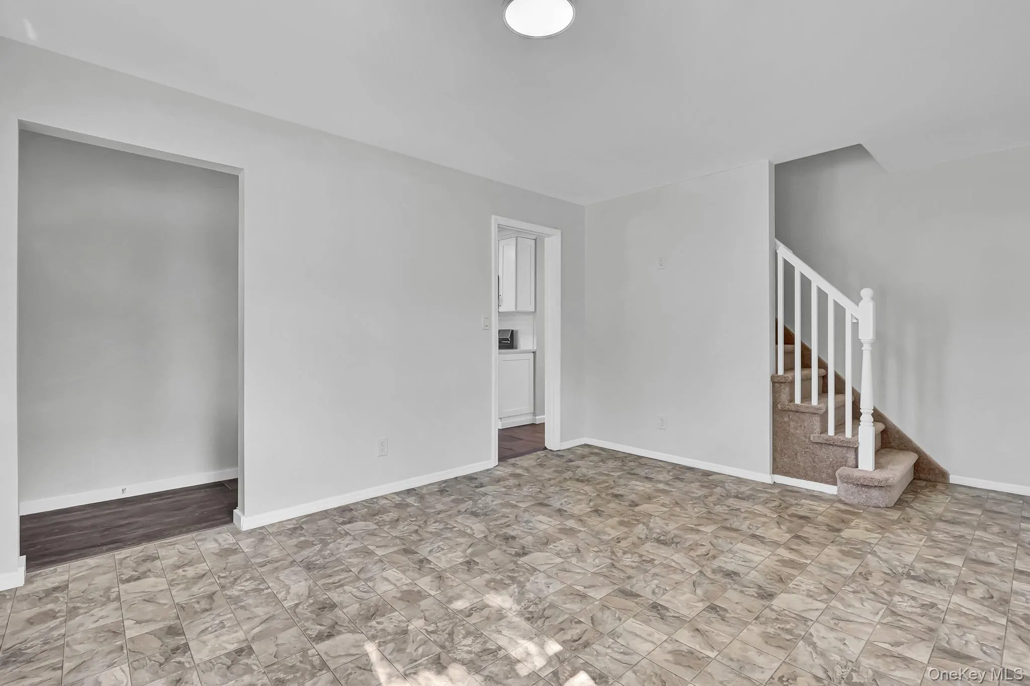863 Prospect Avenue, North Hempstead, NY, 4 Bedrooms Bedrooms, 7 Rooms Rooms,2 BathroomsBathrooms,Residential,For Rent,Prospect,0,1012272 863 Prospect Avenue, North Hempstead, NY, 4 Bedrooms Bedrooms, 7 Rooms Rooms,2 BathroomsBathrooms,Residential,For Rent,Prospect,0,1012272
