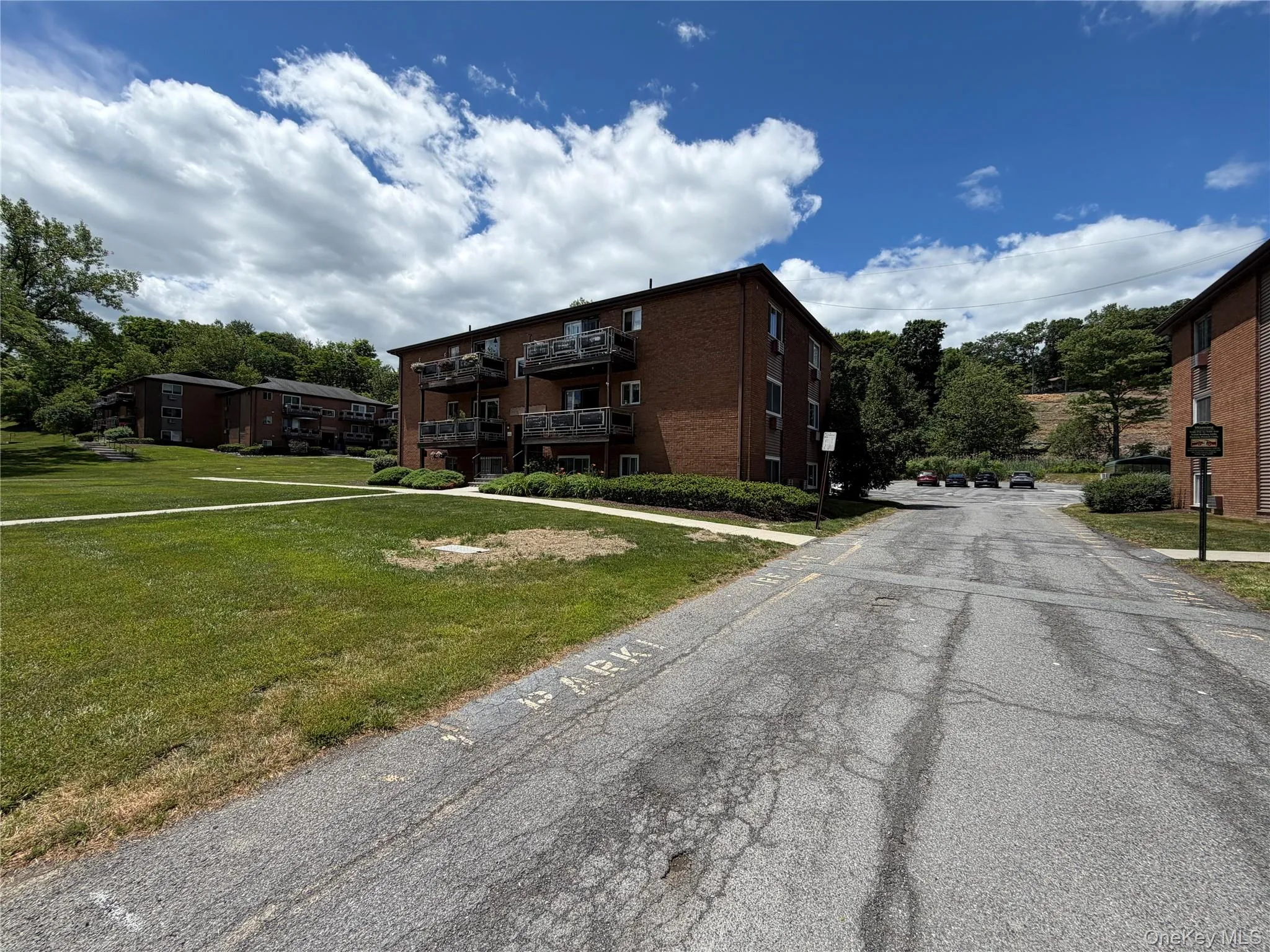 36 Tanager Road, Monroe, NY, 2 Bedrooms Bedrooms, 7 Rooms Rooms,1 BathroomBathrooms,Residential,For Rent,Tanager,0,1012277 36 Tanager Road, Monroe, NY, 2 Bedrooms Bedrooms, 7 Rooms Rooms,1 BathroomBathrooms,Residential,For Rent,Tanager,0,1012277
