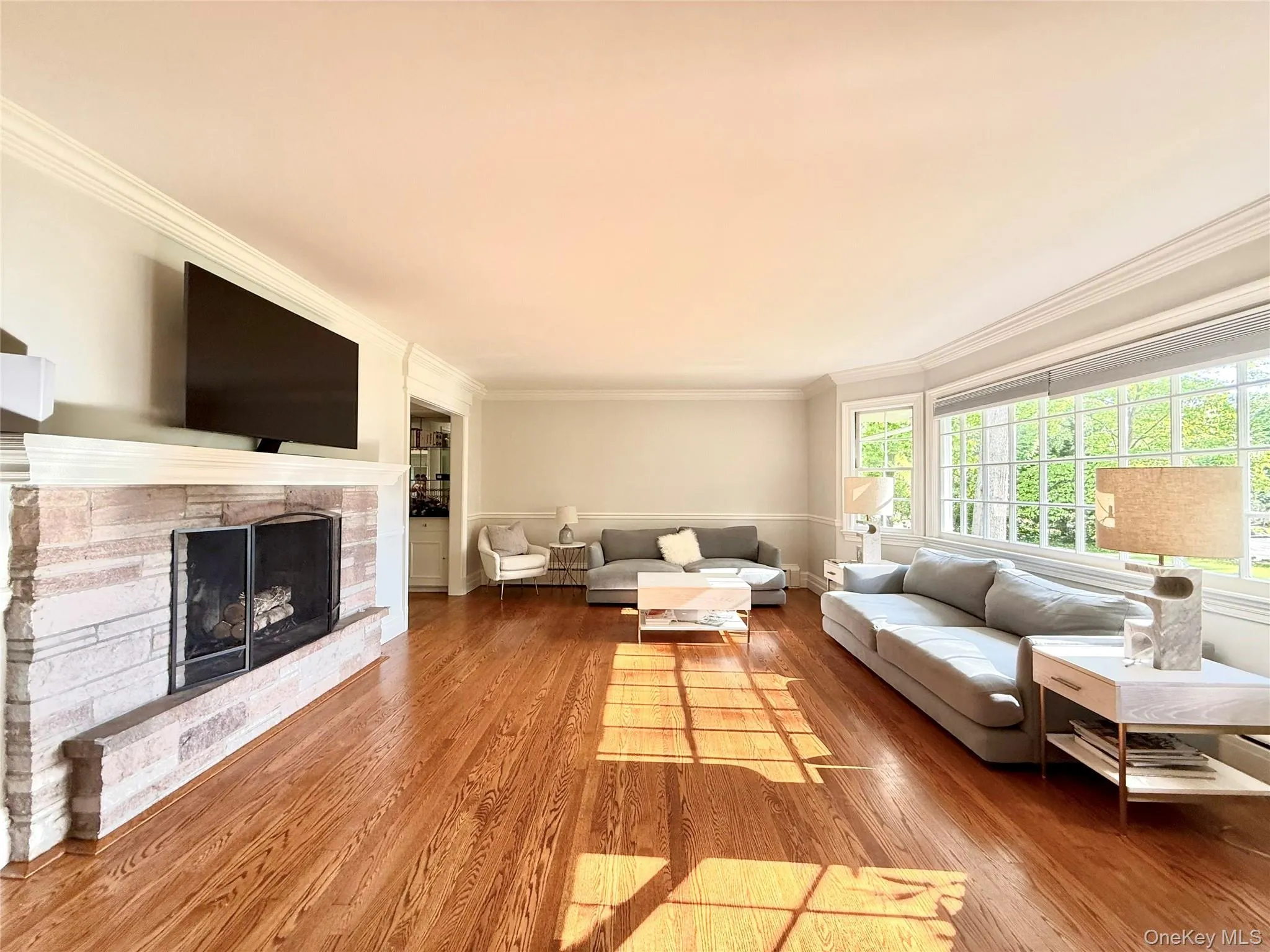 43 Glen Way, Huntington, NY, 4 Bedrooms Bedrooms, 7 Rooms Rooms,3 BathroomsBathrooms,Residential Lease,For Rent,Glen,0,1012278 43 Glen Way, Huntington, NY, 4 Bedrooms Bedrooms, 7 Rooms Rooms,3 BathroomsBathrooms,Residential Lease,For Rent,Glen,0,1012278