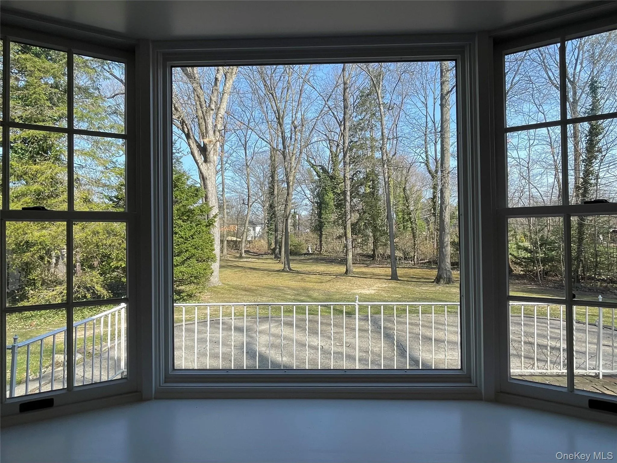 43 Glen Way, Huntington, NY, 4 Bedrooms Bedrooms, 7 Rooms Rooms,3 BathroomsBathrooms,Residential Lease,For Rent,Glen,0,1012278 43 Glen Way, Huntington, NY, 4 Bedrooms Bedrooms, 7 Rooms Rooms,3 BathroomsBathrooms,Residential Lease,For Rent,Glen,0,1012278