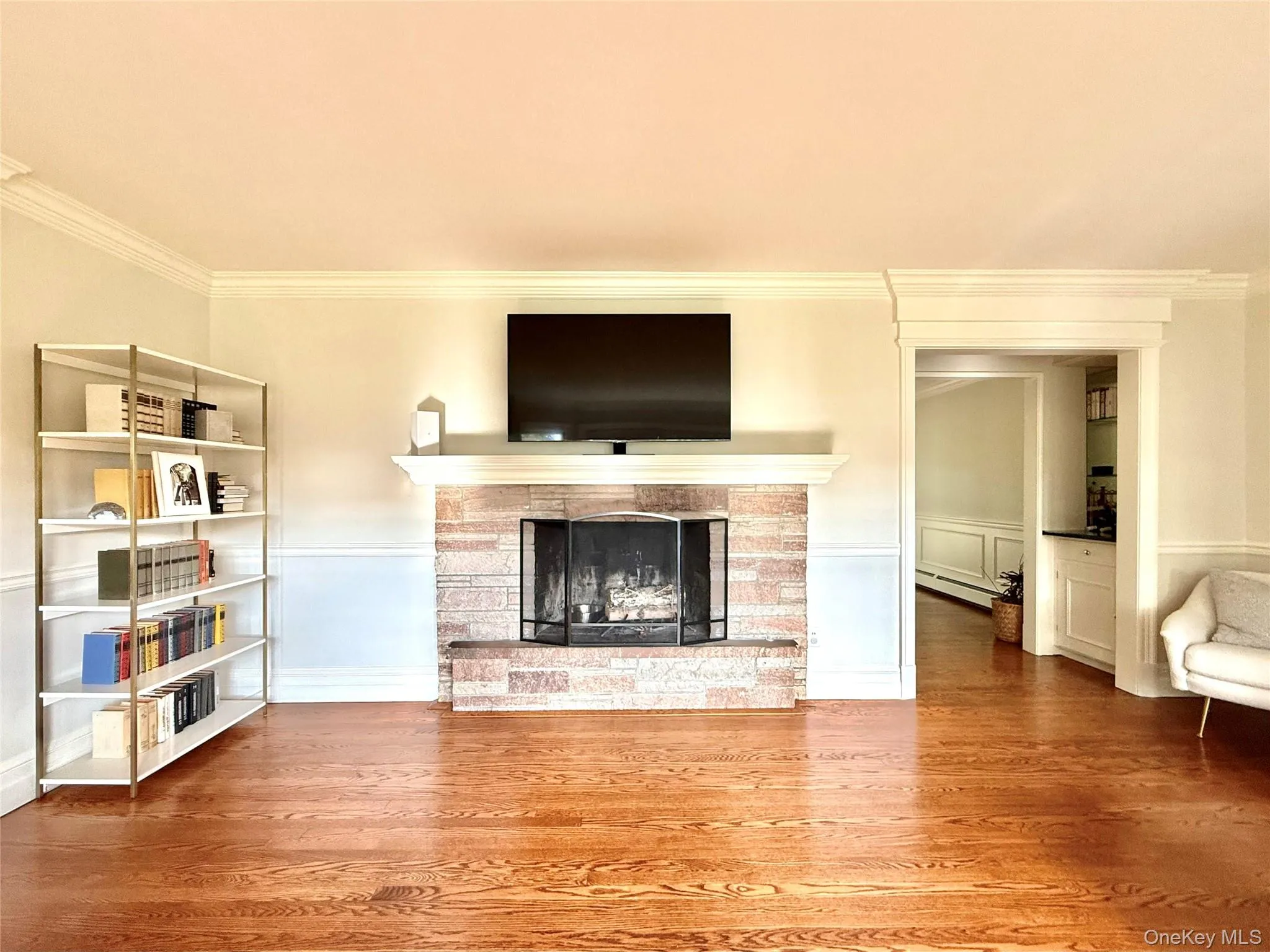 43 Glen Way, Huntington, NY, 4 Bedrooms Bedrooms, 7 Rooms Rooms,3 BathroomsBathrooms,Residential Lease,For Rent,Glen,0,1012278 43 Glen Way, Huntington, NY, 4 Bedrooms Bedrooms, 7 Rooms Rooms,3 BathroomsBathrooms,Residential Lease,For Rent,Glen,0,1012278