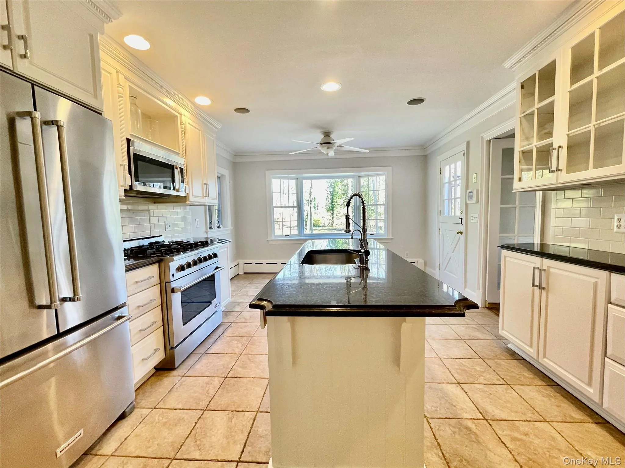 43 Glen Way, Huntington, NY, 4 Bedrooms Bedrooms, 7 Rooms Rooms,3 BathroomsBathrooms,Residential Lease,For Rent,Glen,0,1012278 43 Glen Way, Huntington, NY, 4 Bedrooms Bedrooms, 7 Rooms Rooms,3 BathroomsBathrooms,Residential Lease,For Rent,Glen,0,1012278