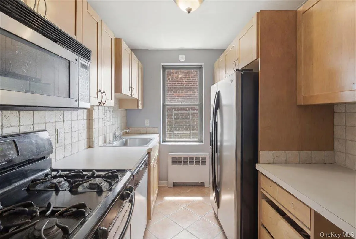 62-19 53rd Avenue, New York, NY, 2 Bedrooms Bedrooms, 5 Rooms Rooms,1 BathroomBathrooms,Residential,For Rent,53rd,0,1012281 62-19 53rd Avenue, New York, NY, 2 Bedrooms Bedrooms, 5 Rooms Rooms,1 BathroomBathrooms,Residential,For Rent,53rd,0,1012281