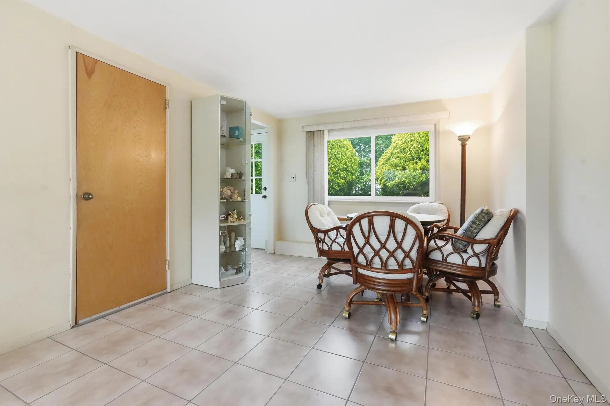 2367 Aron Drive, Hempstead, NY, 3 Bedrooms Bedrooms, 7 Rooms Rooms,1 BathroomBathrooms,Residential,For Rent,Aron,0,1012282 2367 Aron Drive, Hempstead, NY, 3 Bedrooms Bedrooms, 7 Rooms Rooms,1 BathroomBathrooms,Residential,For Rent,Aron,0,1012282
