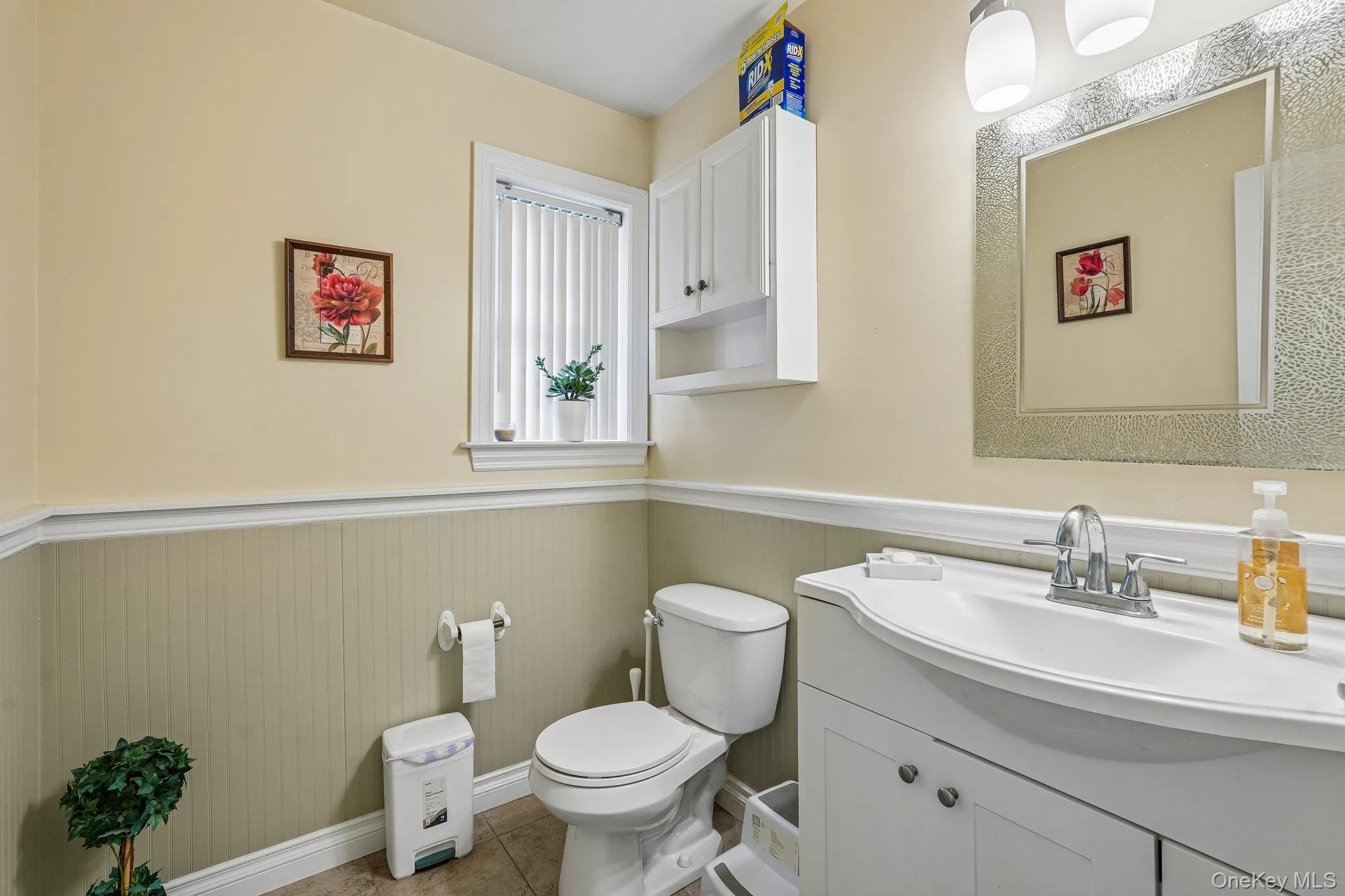 Powder Room Powder Room