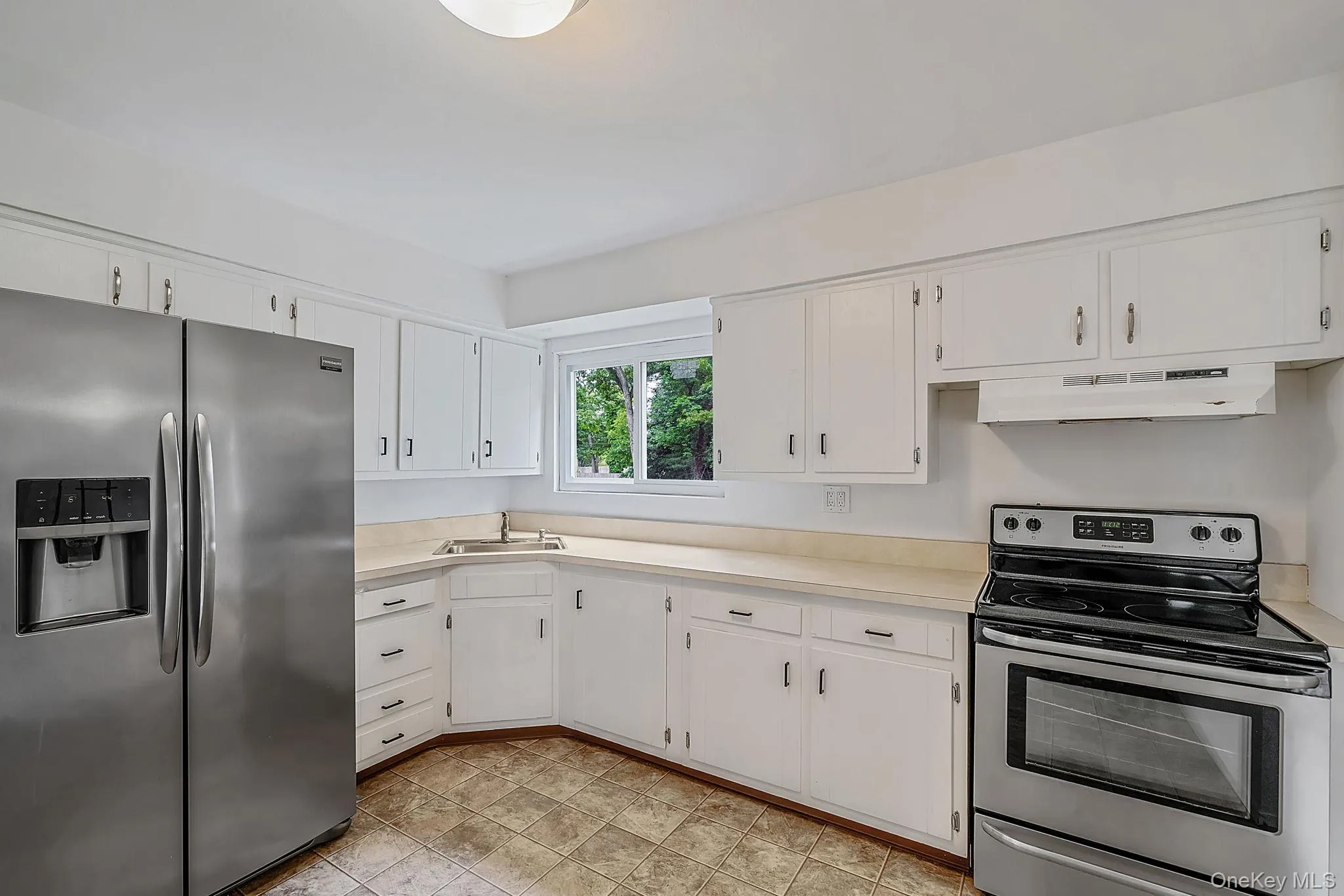 32 Vautrin Avenue, Brookhaven, NY, 3 Bedrooms Bedrooms, 8 Rooms Rooms,2 BathroomsBathrooms,Residential,For Rent,Vautrin,0,1012285 32 Vautrin Avenue, Brookhaven, NY, 3 Bedrooms Bedrooms, 8 Rooms Rooms,2 BathroomsBathrooms,Residential,For Rent,Vautrin,0,1012285