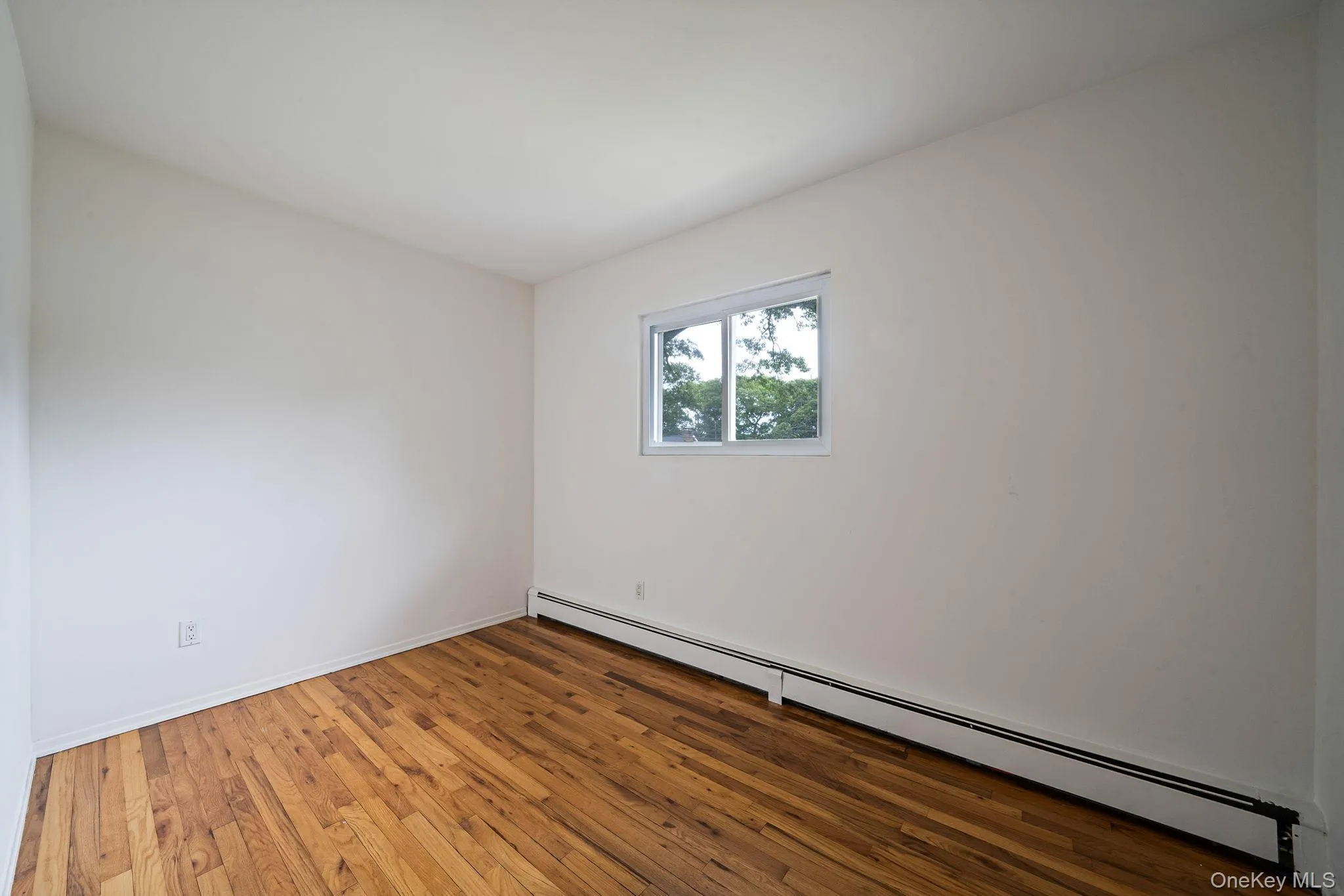 32 Vautrin Avenue, Brookhaven, NY, 3 Bedrooms Bedrooms, 8 Rooms Rooms,2 BathroomsBathrooms,Residential,For Rent,Vautrin,0,1012285 32 Vautrin Avenue, Brookhaven, NY, 3 Bedrooms Bedrooms, 8 Rooms Rooms,2 BathroomsBathrooms,Residential,For Rent,Vautrin,0,1012285