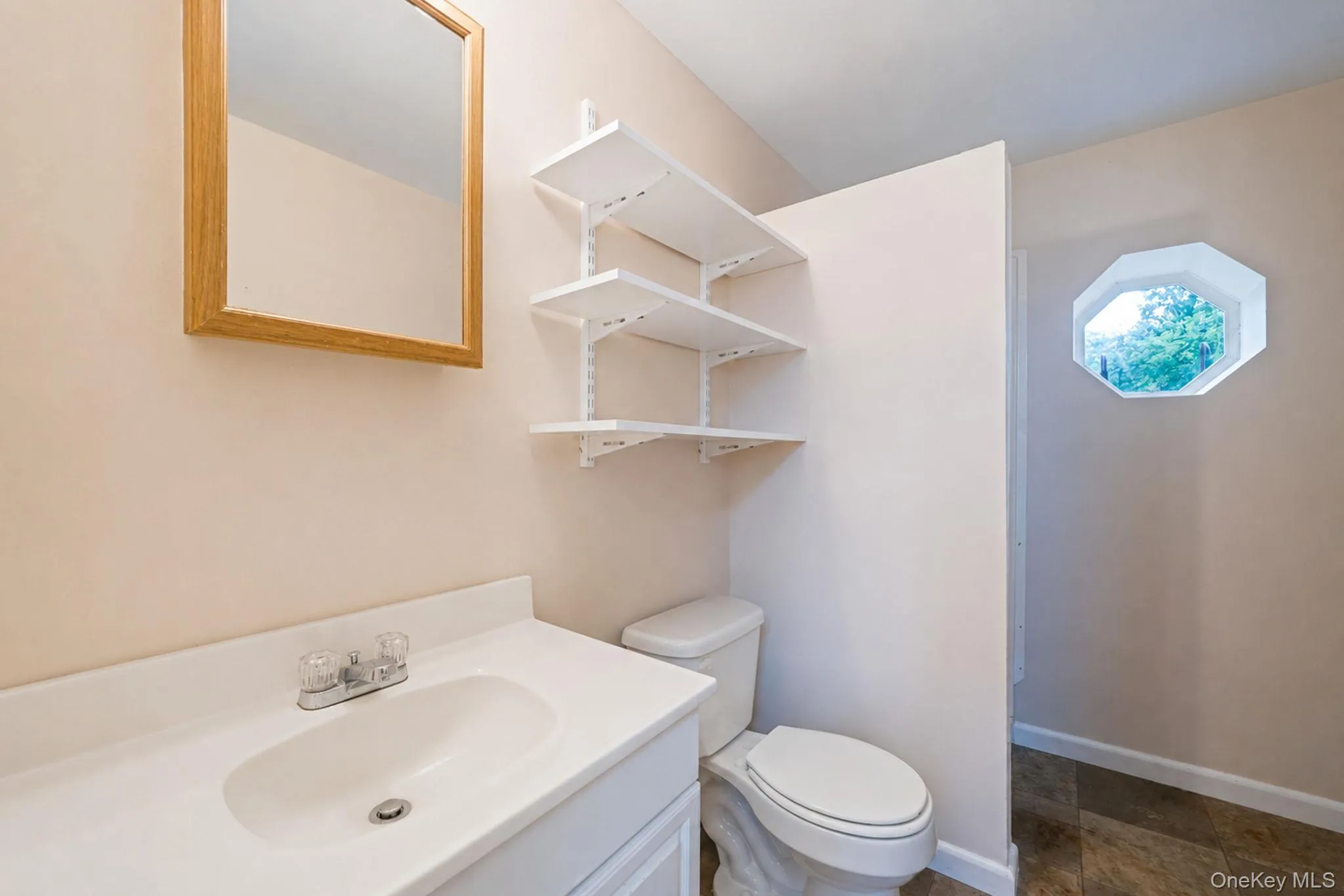 32 Vautrin Avenue, Brookhaven, NY, 3 Bedrooms Bedrooms, 8 Rooms Rooms,2 BathroomsBathrooms,Residential,For Rent,Vautrin,0,1012285 32 Vautrin Avenue, Brookhaven, NY, 3 Bedrooms Bedrooms, 8 Rooms Rooms,2 BathroomsBathrooms,Residential,For Rent,Vautrin,0,1012285