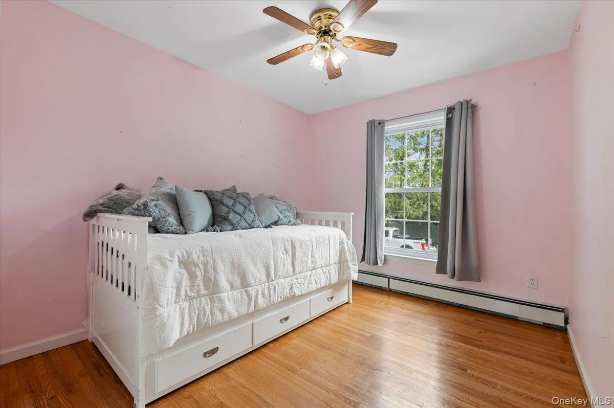 16 Taft Avenue, Oyster Bay, NY, 5 Bedrooms Bedrooms, 11 Rooms Rooms,3 BathroomsBathrooms,Residential,For Rent,Taft,0,1012292 16 Taft Avenue, Oyster Bay, NY, 5 Bedrooms Bedrooms, 11 Rooms Rooms,3 BathroomsBathrooms,Residential,For Rent,Taft,0,1012292