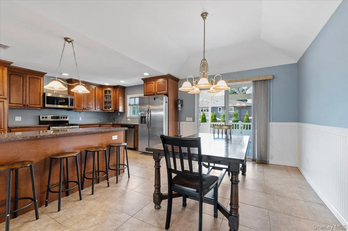 16 Taft Avenue, Oyster Bay, NY, 5 Bedrooms Bedrooms, 11 Rooms Rooms,3 BathroomsBathrooms,Residential,For Rent,Taft,0,1012292 16 Taft Avenue, Oyster Bay, NY, 5 Bedrooms Bedrooms, 11 Rooms Rooms,3 BathroomsBathrooms,Residential,For Rent,Taft,0,1012292