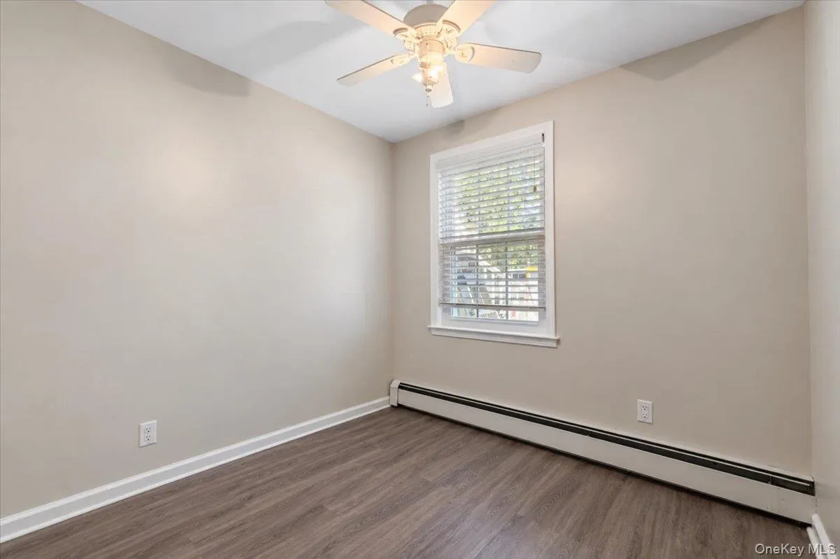 16 Taft Avenue, Oyster Bay, NY, 5 Bedrooms Bedrooms, 11 Rooms Rooms,3 BathroomsBathrooms,Residential,For Rent,Taft,0,1012292 16 Taft Avenue, Oyster Bay, NY, 5 Bedrooms Bedrooms, 11 Rooms Rooms,3 BathroomsBathrooms,Residential,For Rent,Taft,0,1012292