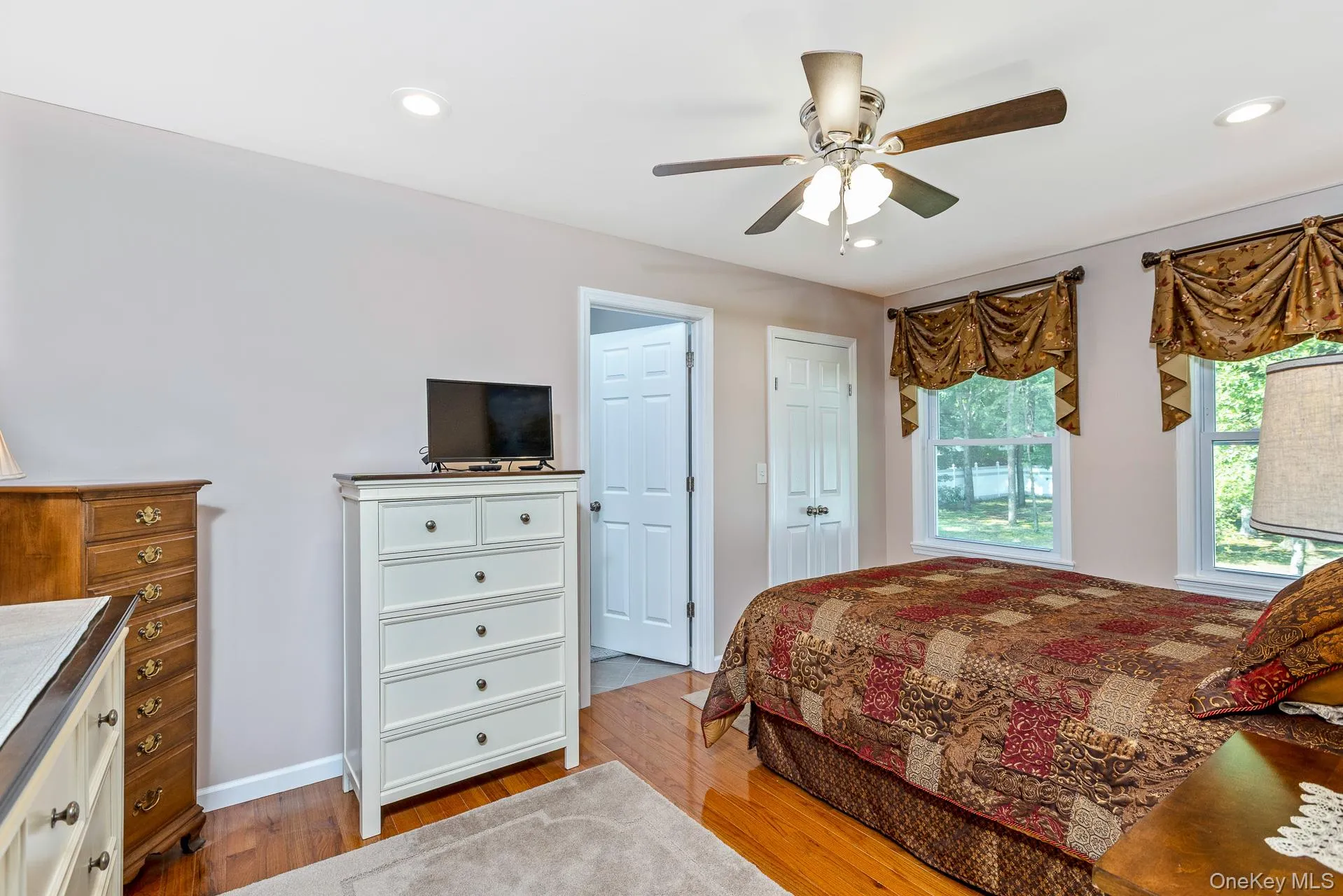 276 Parkway Drive, Brookhaven, NY, 3 Bedrooms Bedrooms, 8 Rooms Rooms,4 BathroomsBathrooms,Residential,For Rent,Parkway,0,1012293 276 Parkway Drive, Brookhaven, NY, 3 Bedrooms Bedrooms, 8 Rooms Rooms,4 BathroomsBathrooms,Residential,For Rent,Parkway,0,1012293