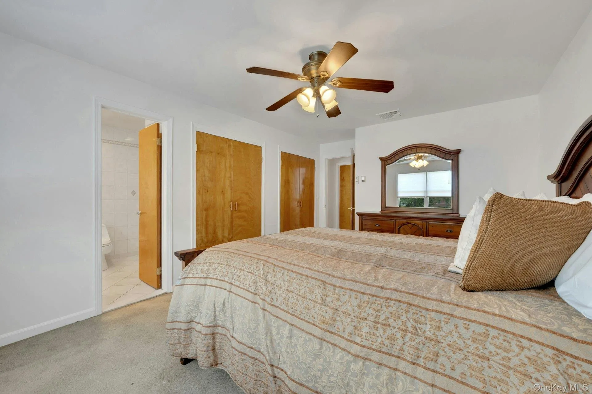 100 Neptune Avenue, New Rochelle, NY, 3 Bedrooms Bedrooms, 8 Rooms Rooms,2 BathroomsBathrooms,Residential,For Rent,Neptune,0,1012294 100 Neptune Avenue, New Rochelle, NY, 3 Bedrooms Bedrooms, 8 Rooms Rooms,2 BathroomsBathrooms,Residential,For Rent,Neptune,0,1012294