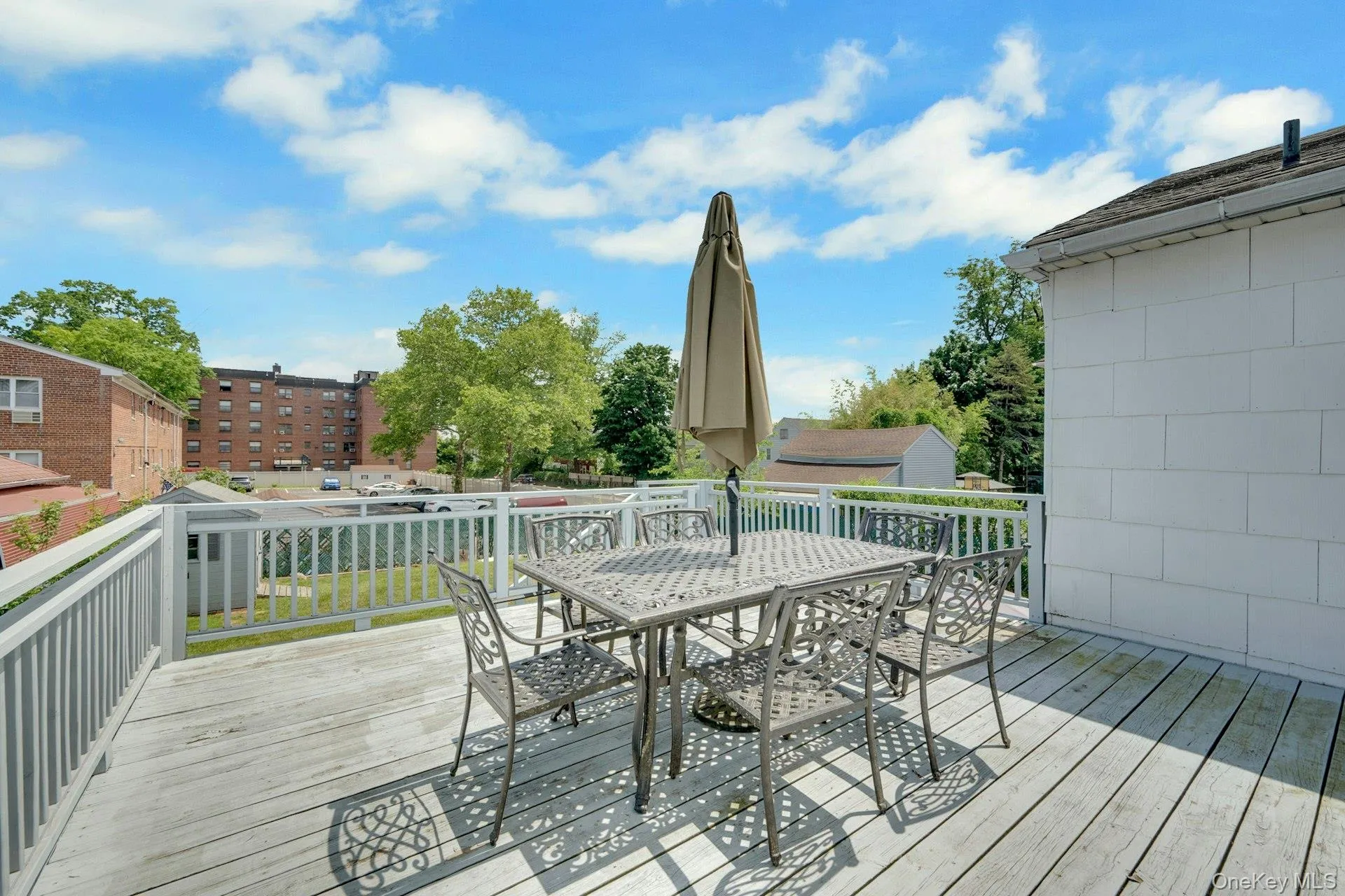 100 Neptune Avenue, New Rochelle, NY, 3 Bedrooms Bedrooms, 8 Rooms Rooms,2 BathroomsBathrooms,Residential,For Rent,Neptune,0,1012294 100 Neptune Avenue, New Rochelle, NY, 3 Bedrooms Bedrooms, 8 Rooms Rooms,2 BathroomsBathrooms,Residential,For Rent,Neptune,0,1012294