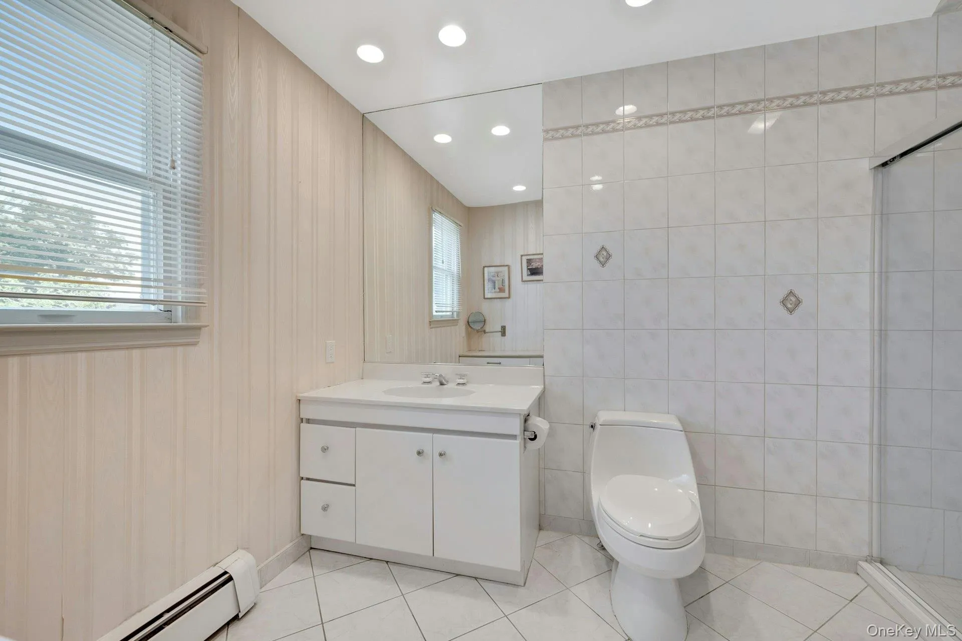 100 Neptune Avenue, New Rochelle, NY, 3 Bedrooms Bedrooms, 8 Rooms Rooms,2 BathroomsBathrooms,Residential,For Rent,Neptune,0,1012294 100 Neptune Avenue, New Rochelle, NY, 3 Bedrooms Bedrooms, 8 Rooms Rooms,2 BathroomsBathrooms,Residential,For Rent,Neptune,0,1012294