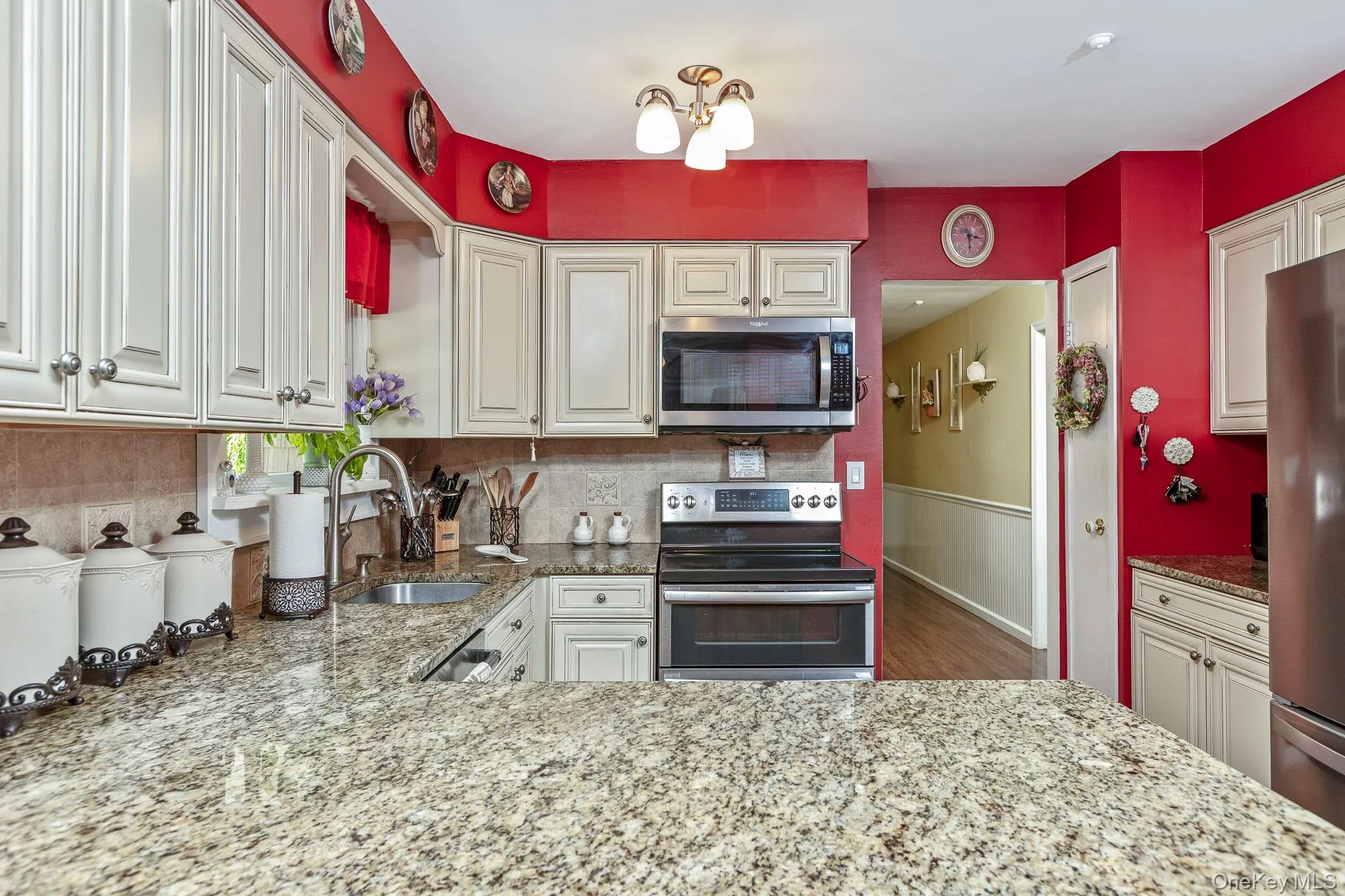5 Jacqueline Court, Brookhaven, NY, 3 Bedrooms Bedrooms, 8 Rooms Rooms,2 BathroomsBathrooms,Residential,For Rent,Jacqueline,0,KEY1012297 5 Jacqueline Court, Brookhaven, NY, 3 Bedrooms Bedrooms, 8 Rooms Rooms,2 BathroomsBathrooms,Residential,For Rent,Jacqueline,0,KEY1012297