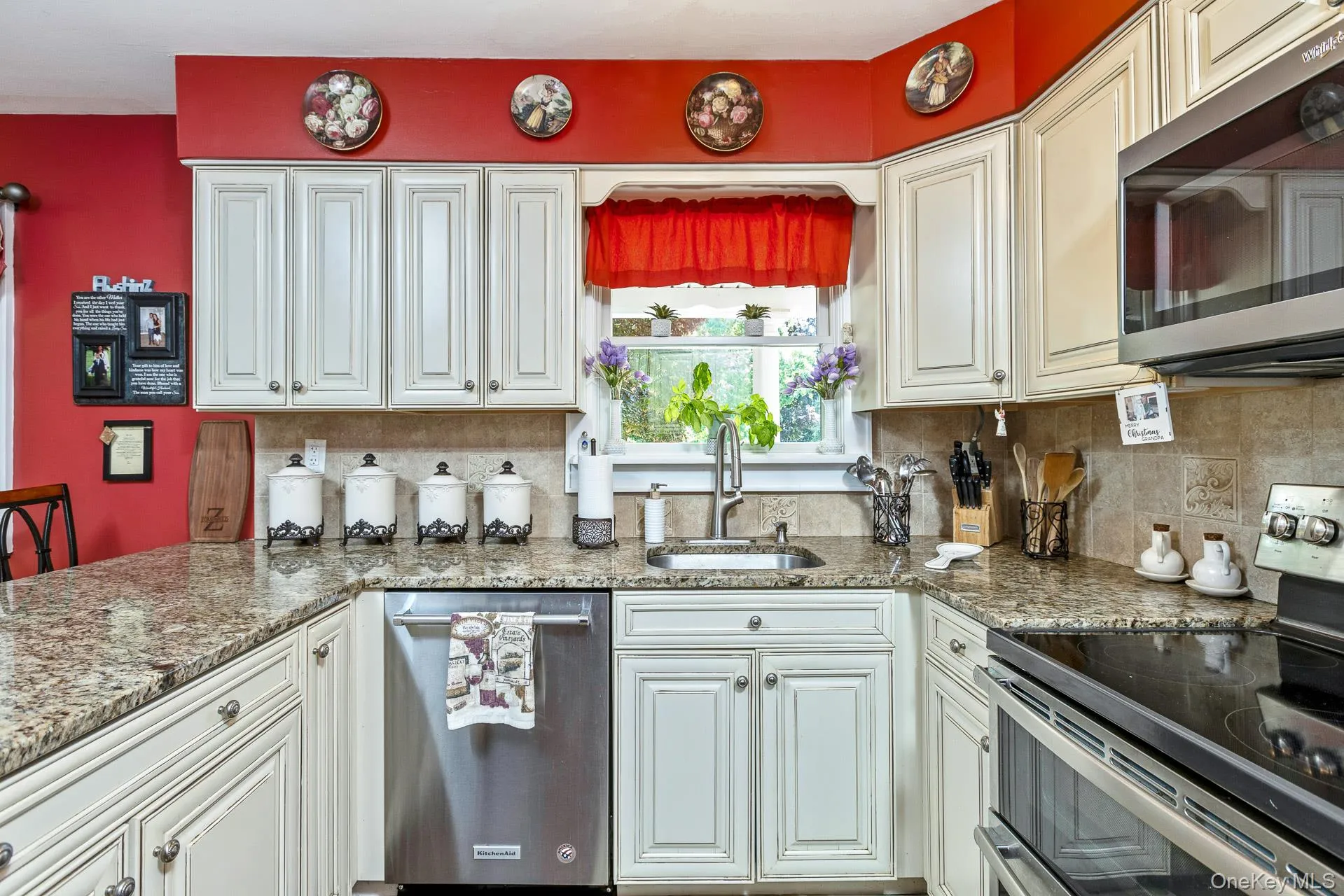 5 Jacqueline Court, Brookhaven, NY, 3 Bedrooms Bedrooms, 8 Rooms Rooms,2 BathroomsBathrooms,Residential,For Rent,Jacqueline,0,KEY1012297 5 Jacqueline Court, Brookhaven, NY, 3 Bedrooms Bedrooms, 8 Rooms Rooms,2 BathroomsBathrooms,Residential,For Rent,Jacqueline,0,KEY1012297