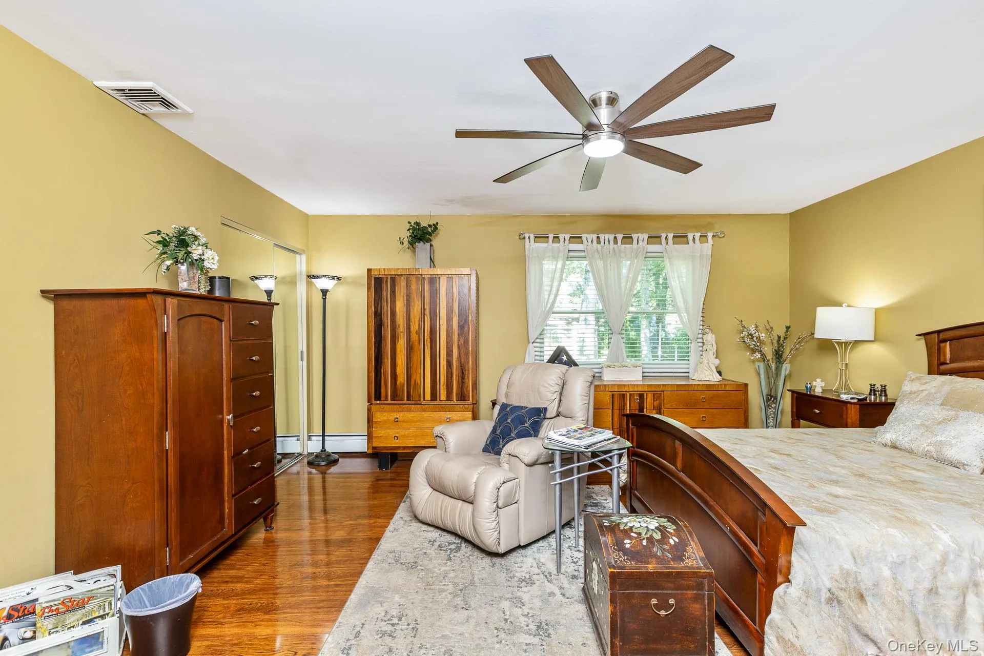 5 Jacqueline Court, Brookhaven, NY, 3 Bedrooms Bedrooms, 8 Rooms Rooms,2 BathroomsBathrooms,Residential,For Rent,Jacqueline,0,1012297 5 Jacqueline Court, Brookhaven, NY, 3 Bedrooms Bedrooms, 8 Rooms Rooms,2 BathroomsBathrooms,Residential,For Rent,Jacqueline,0,1012297
