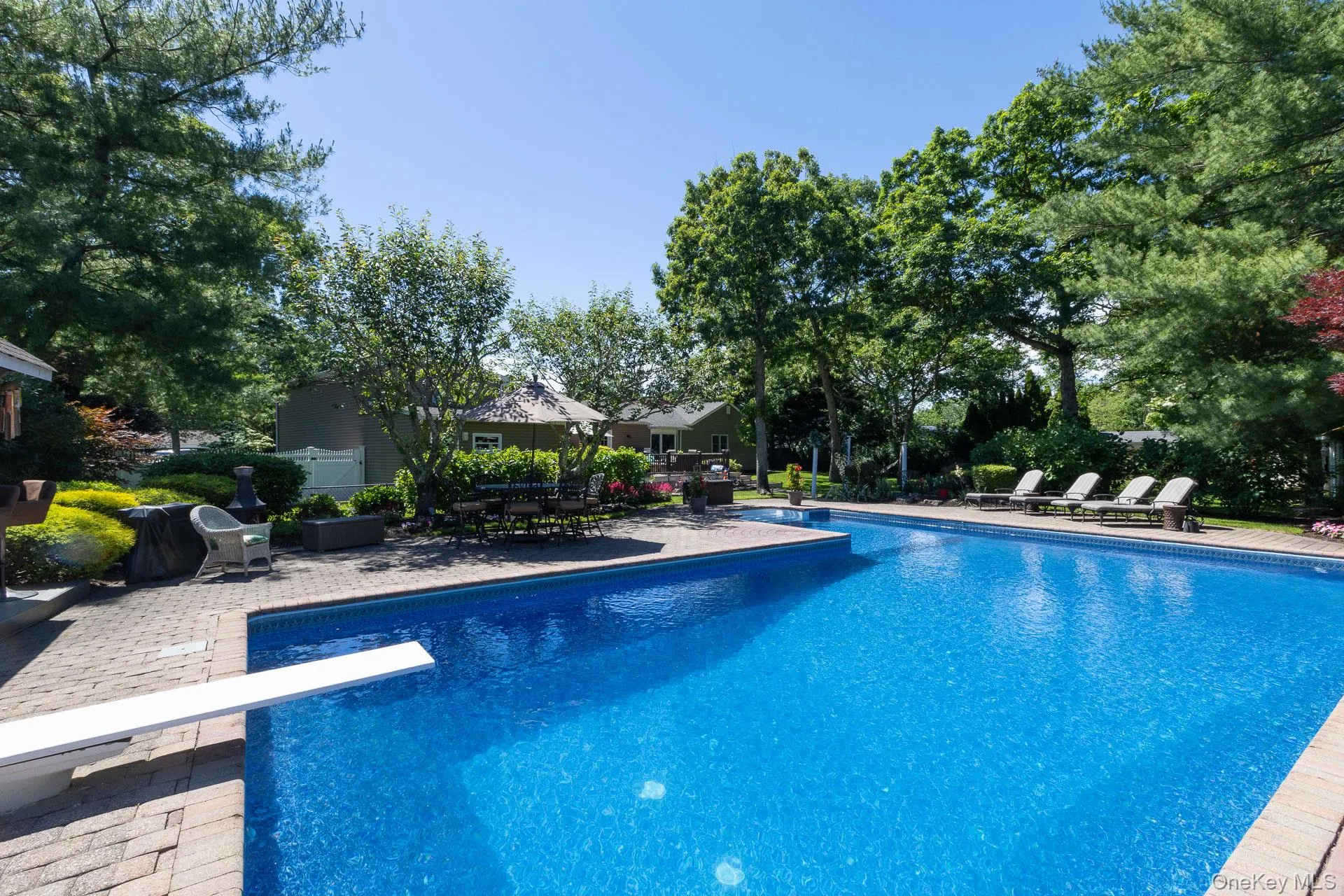5 Jacqueline Court, Brookhaven, NY, 3 Bedrooms Bedrooms, 8 Rooms Rooms,2 BathroomsBathrooms,Residential,For Rent,Jacqueline,0,1012297 5 Jacqueline Court, Brookhaven, NY, 3 Bedrooms Bedrooms, 8 Rooms Rooms,2 BathroomsBathrooms,Residential,For Rent,Jacqueline,0,1012297