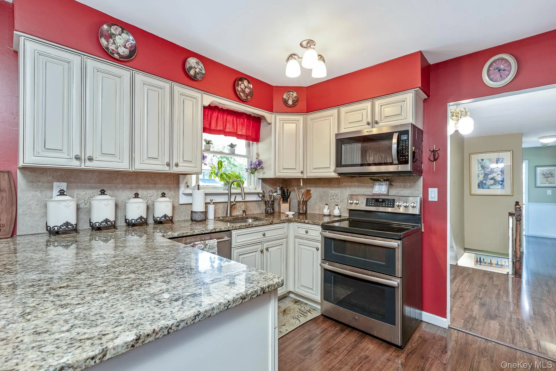 5 Jacqueline Court, Brookhaven, NY, 3 Bedrooms Bedrooms, 8 Rooms Rooms,2 BathroomsBathrooms,Residential,For Rent,Jacqueline,0,KEY1012297 5 Jacqueline Court, Brookhaven, NY, 3 Bedrooms Bedrooms, 8 Rooms Rooms,2 BathroomsBathrooms,Residential,For Rent,Jacqueline,0,KEY1012297