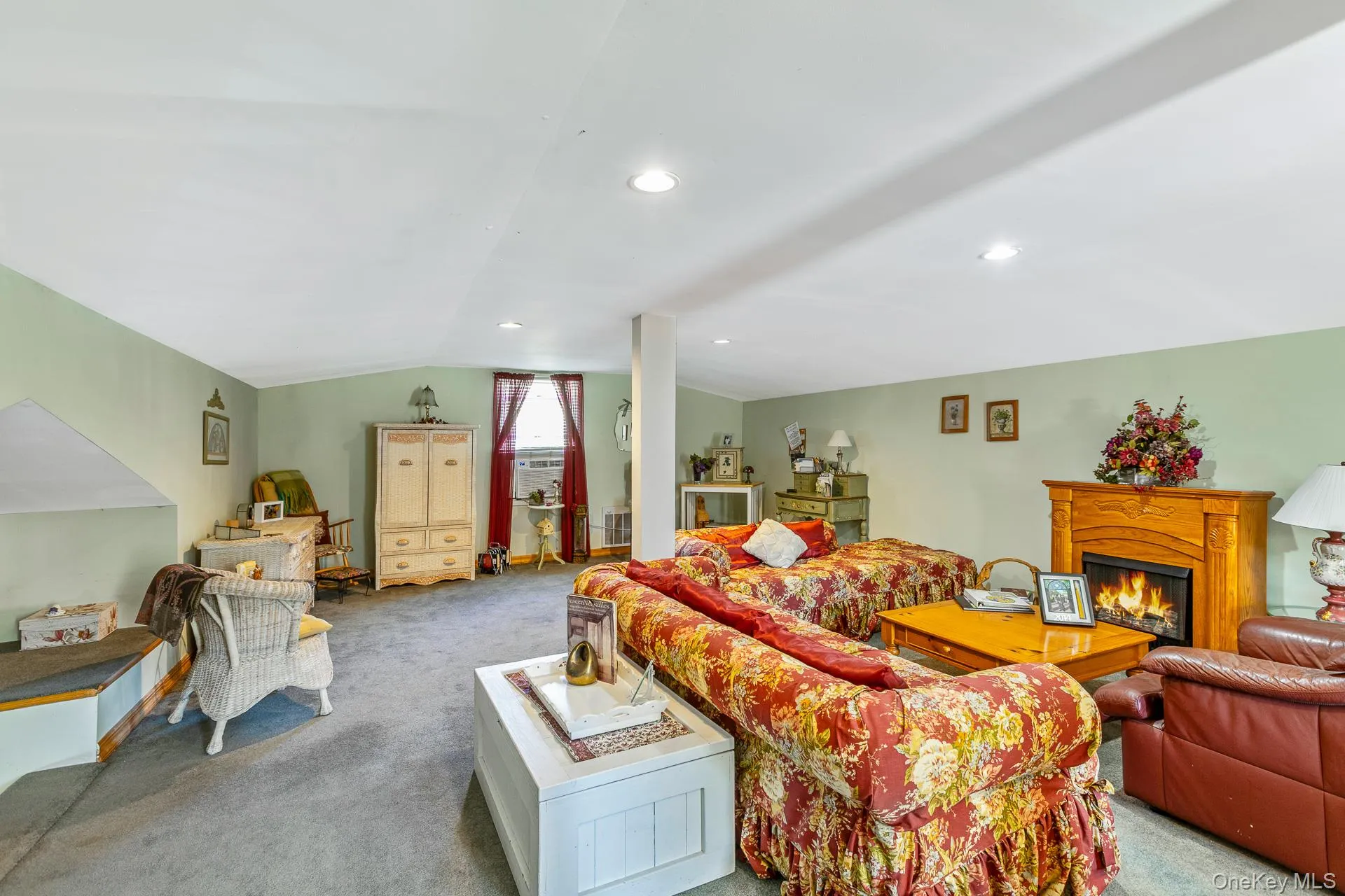5 Jacqueline Court, Brookhaven, NY, 3 Bedrooms Bedrooms, 8 Rooms Rooms,2 BathroomsBathrooms,Residential,For Rent,Jacqueline,0,KEY1012297 5 Jacqueline Court, Brookhaven, NY, 3 Bedrooms Bedrooms, 8 Rooms Rooms,2 BathroomsBathrooms,Residential,For Rent,Jacqueline,0,KEY1012297