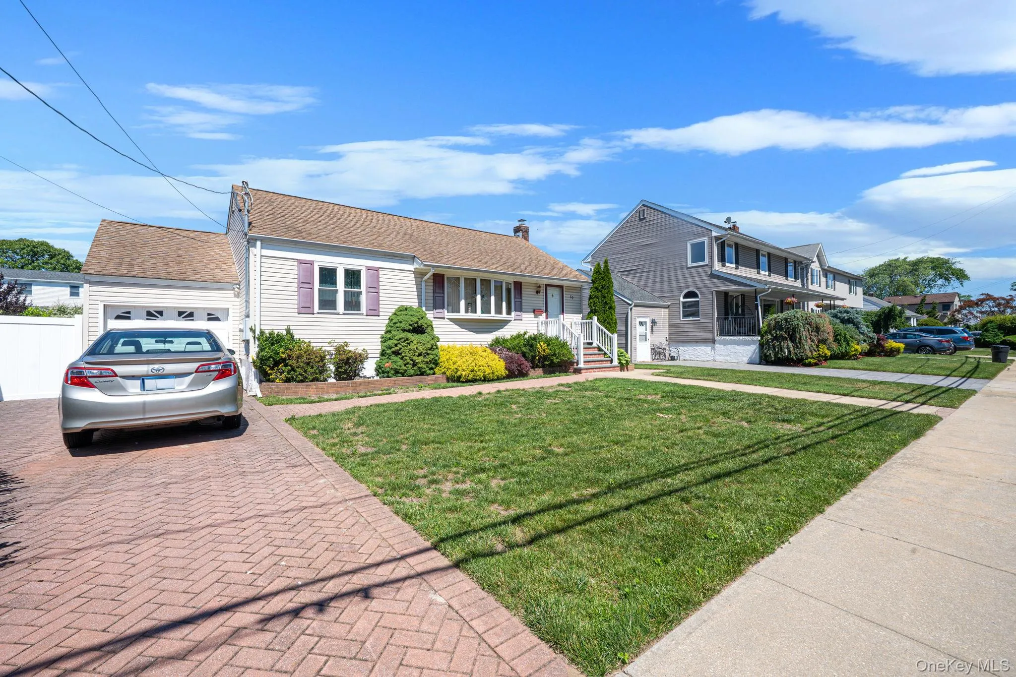 52 Eastlake Avenue, Oyster Bay, NY, 3 Bedrooms Bedrooms, 7 Rooms Rooms,1 BathroomBathrooms,Residential,For Rent,Eastlake,0,1012298 52 Eastlake Avenue, Oyster Bay, NY, 3 Bedrooms Bedrooms, 7 Rooms Rooms,1 BathroomBathrooms,Residential,For Rent,Eastlake,0,1012298