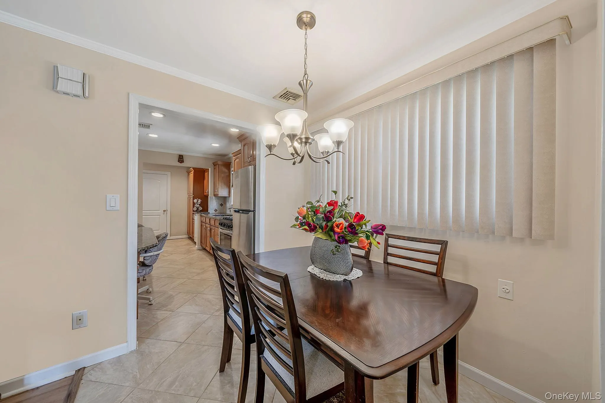 52 Eastlake Avenue, Oyster Bay, NY, 3 Bedrooms Bedrooms, 7 Rooms Rooms,1 BathroomBathrooms,Residential,For Rent,Eastlake,0,1012298 52 Eastlake Avenue, Oyster Bay, NY, 3 Bedrooms Bedrooms, 7 Rooms Rooms,1 BathroomBathrooms,Residential,For Rent,Eastlake,0,1012298