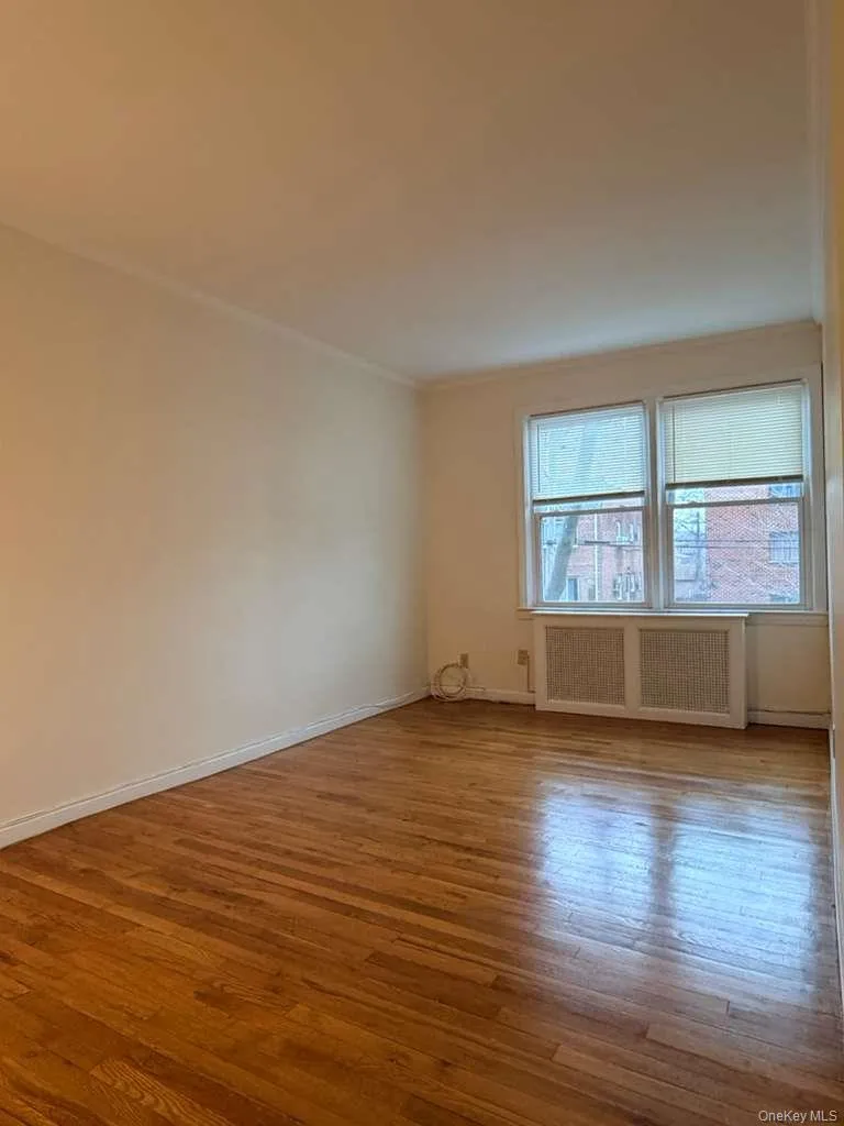 7731 166th Street, New York, NY, 3 Bedrooms Bedrooms, 4 Rooms Rooms,1 BathroomBathrooms,Residential Lease,For Rent,166th,0,KEY1012300 7731 166th Street, New York, NY, 3 Bedrooms Bedrooms, 4 Rooms Rooms,1 BathroomBathrooms,Residential Lease,For Rent,166th,0,KEY1012300