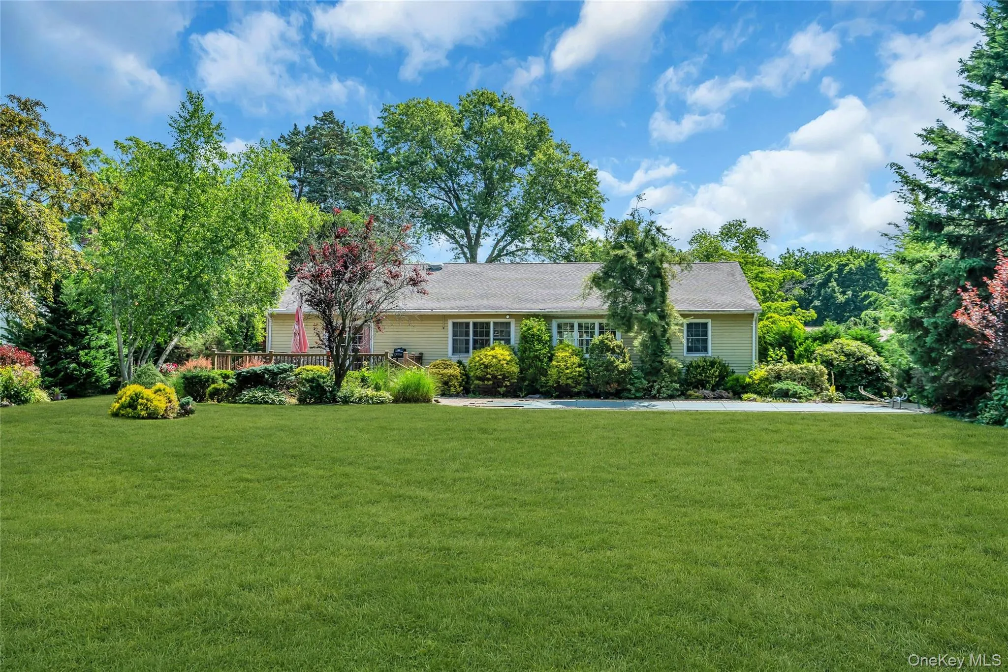 34 Aberdeen Road, Smithtown, NY, 3 Bedrooms Bedrooms, 8 Rooms Rooms,2 BathroomsBathrooms,Residential,For Rent,Aberdeen,0,1012301 34 Aberdeen Road, Smithtown, NY, 3 Bedrooms Bedrooms, 8 Rooms Rooms,2 BathroomsBathrooms,Residential,For Rent,Aberdeen,0,1012301
