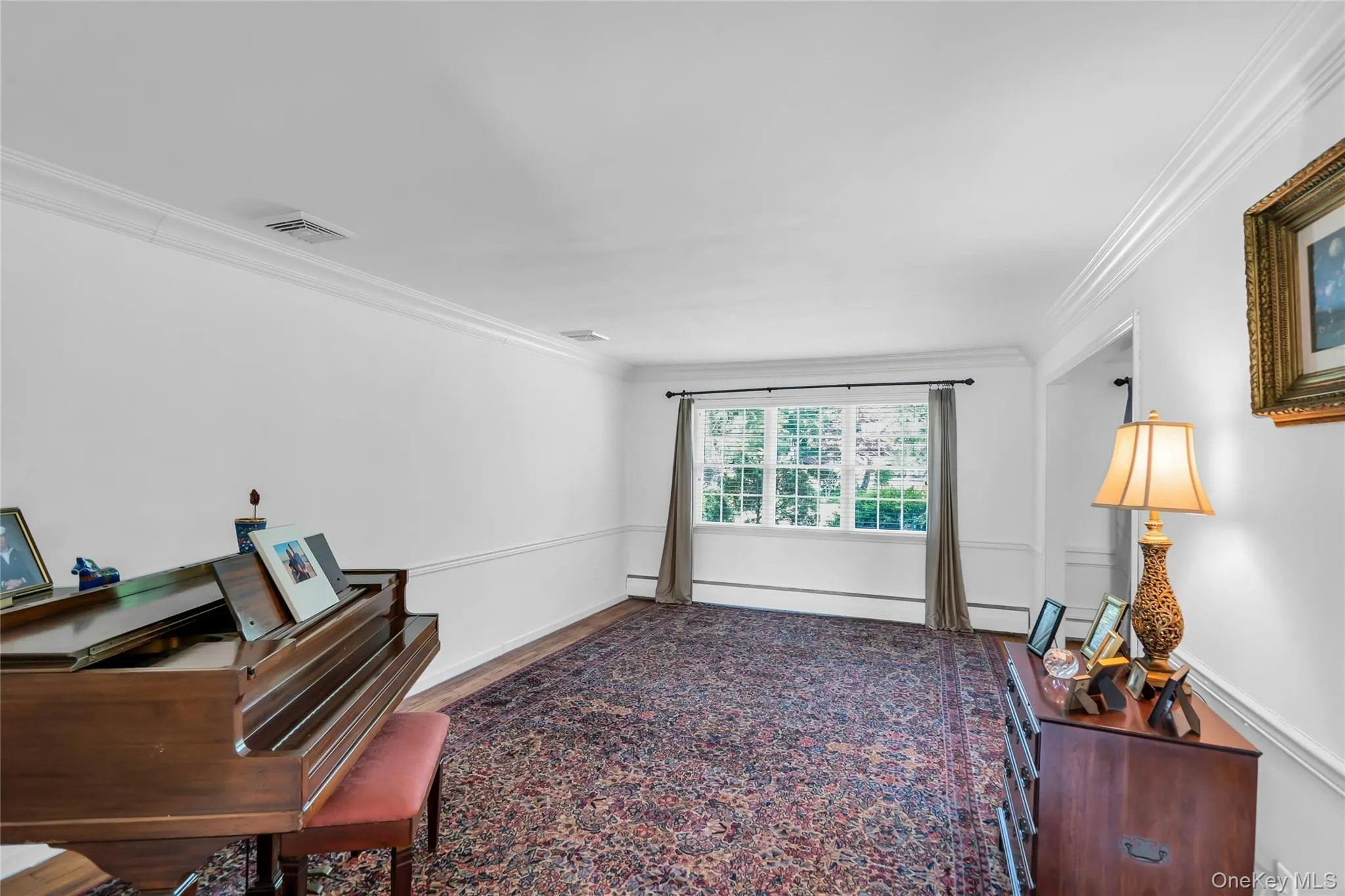 34 Aberdeen Road, Smithtown, NY, 3 Bedrooms Bedrooms, 8 Rooms Rooms,2 BathroomsBathrooms,Residential,For Rent,Aberdeen,0,1012301 34 Aberdeen Road, Smithtown, NY, 3 Bedrooms Bedrooms, 8 Rooms Rooms,2 BathroomsBathrooms,Residential,For Rent,Aberdeen,0,1012301