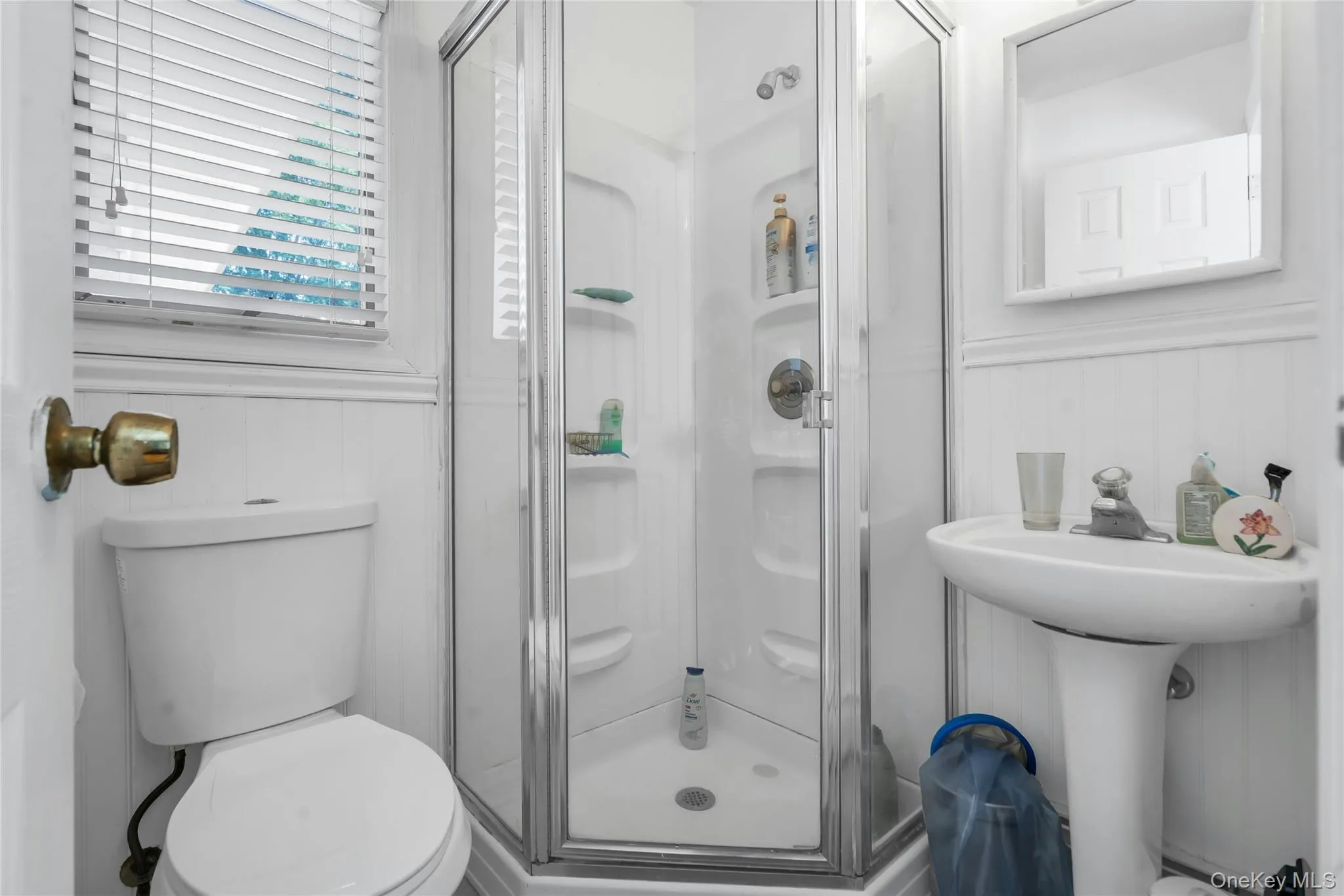 34 Aberdeen Road, Smithtown, NY, 3 Bedrooms Bedrooms, 8 Rooms Rooms,2 BathroomsBathrooms,Residential,For Rent,Aberdeen,0,1012301 34 Aberdeen Road, Smithtown, NY, 3 Bedrooms Bedrooms, 8 Rooms Rooms,2 BathroomsBathrooms,Residential,For Rent,Aberdeen,0,1012301