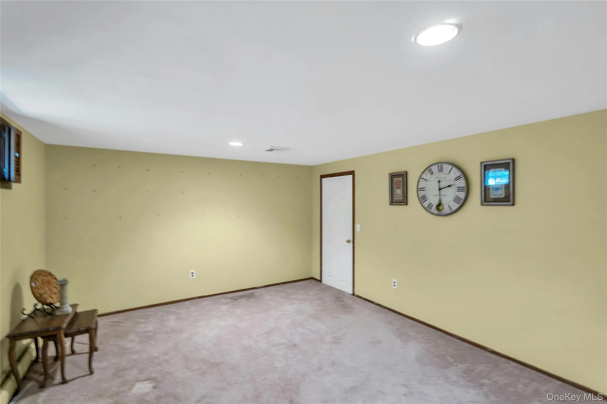 34 Aberdeen Road, Smithtown, NY, 3 Bedrooms Bedrooms, 8 Rooms Rooms,2 BathroomsBathrooms,Residential,For Rent,Aberdeen,0,1012301 34 Aberdeen Road, Smithtown, NY, 3 Bedrooms Bedrooms, 8 Rooms Rooms,2 BathroomsBathrooms,Residential,For Rent,Aberdeen,0,1012301