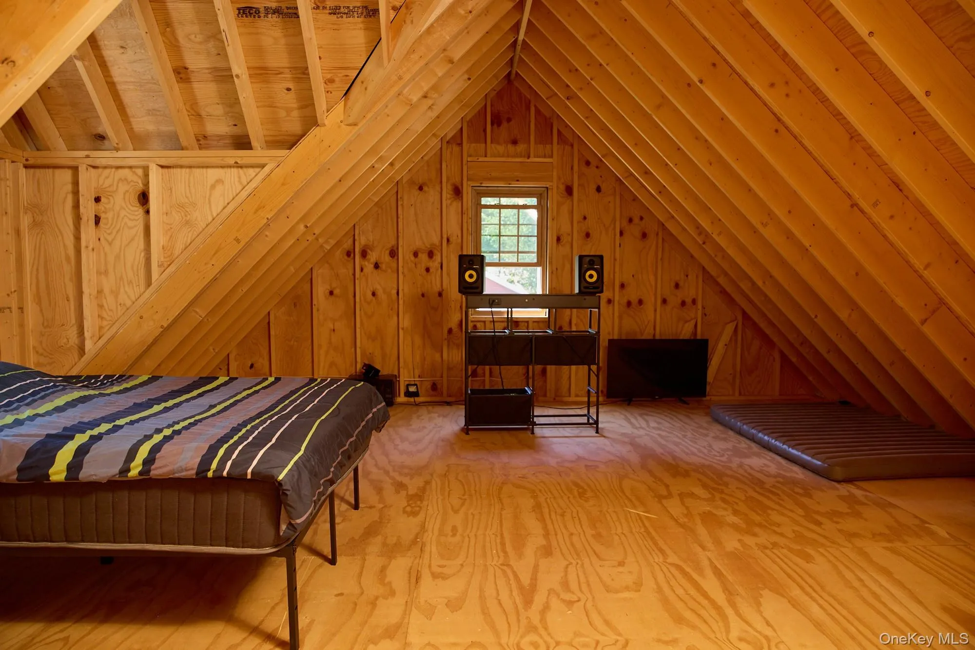 75 Brookside Road, New Paltz, NY, 3 Bedrooms Bedrooms, 6 Rooms Rooms,1 BathroomBathrooms,Residential,For Rent,Brookside,0,1012304 75 Brookside Road, New Paltz, NY, 3 Bedrooms Bedrooms, 6 Rooms Rooms,1 BathroomBathrooms,Residential,For Rent,Brookside,0,1012304