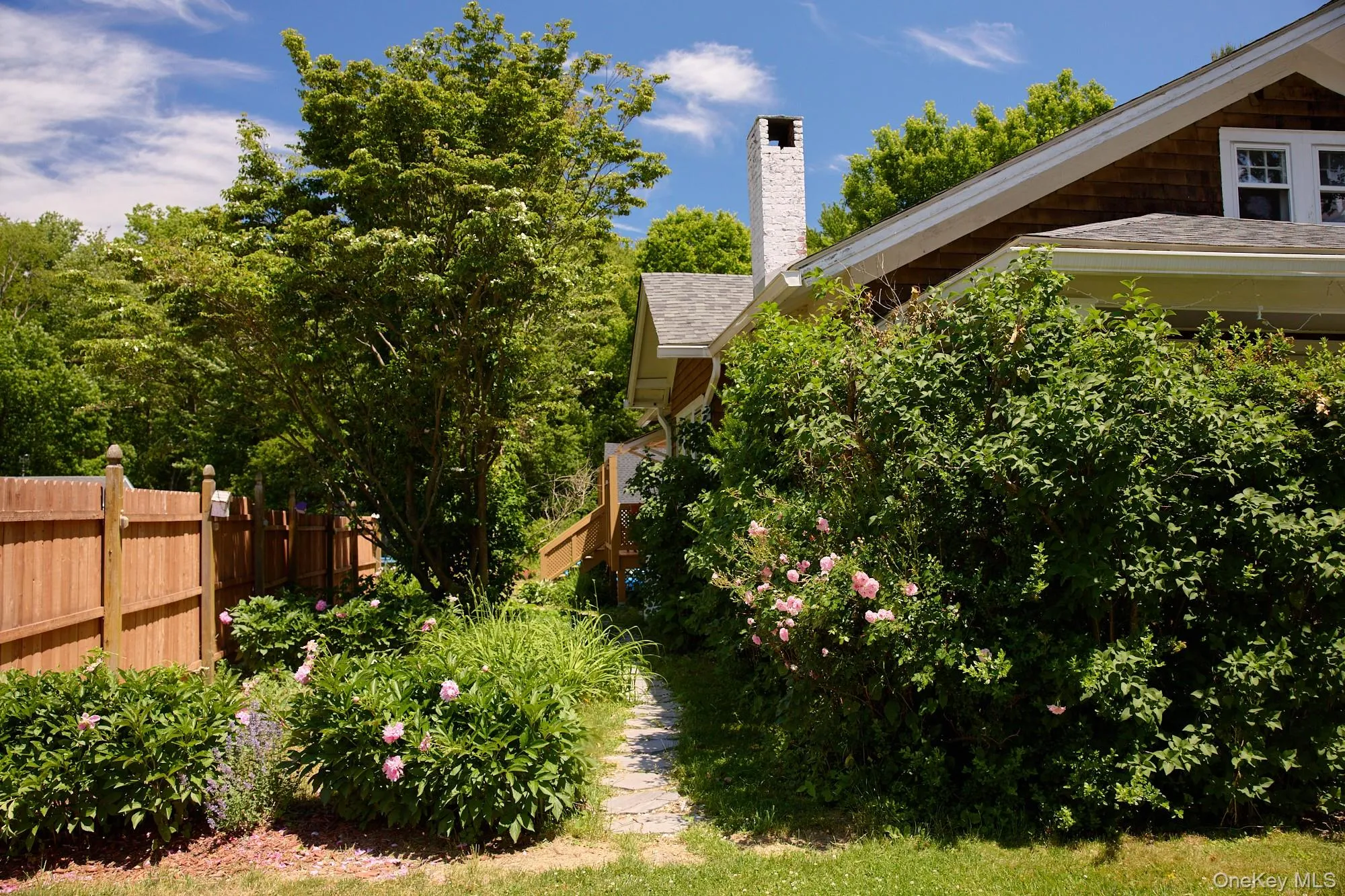 75 Brookside Road, New Paltz, NY, 3 Bedrooms Bedrooms, 6 Rooms Rooms,1 BathroomBathrooms,Residential,For Rent,Brookside,0,1012304 75 Brookside Road, New Paltz, NY, 3 Bedrooms Bedrooms, 6 Rooms Rooms,1 BathroomBathrooms,Residential,For Rent,Brookside,0,1012304