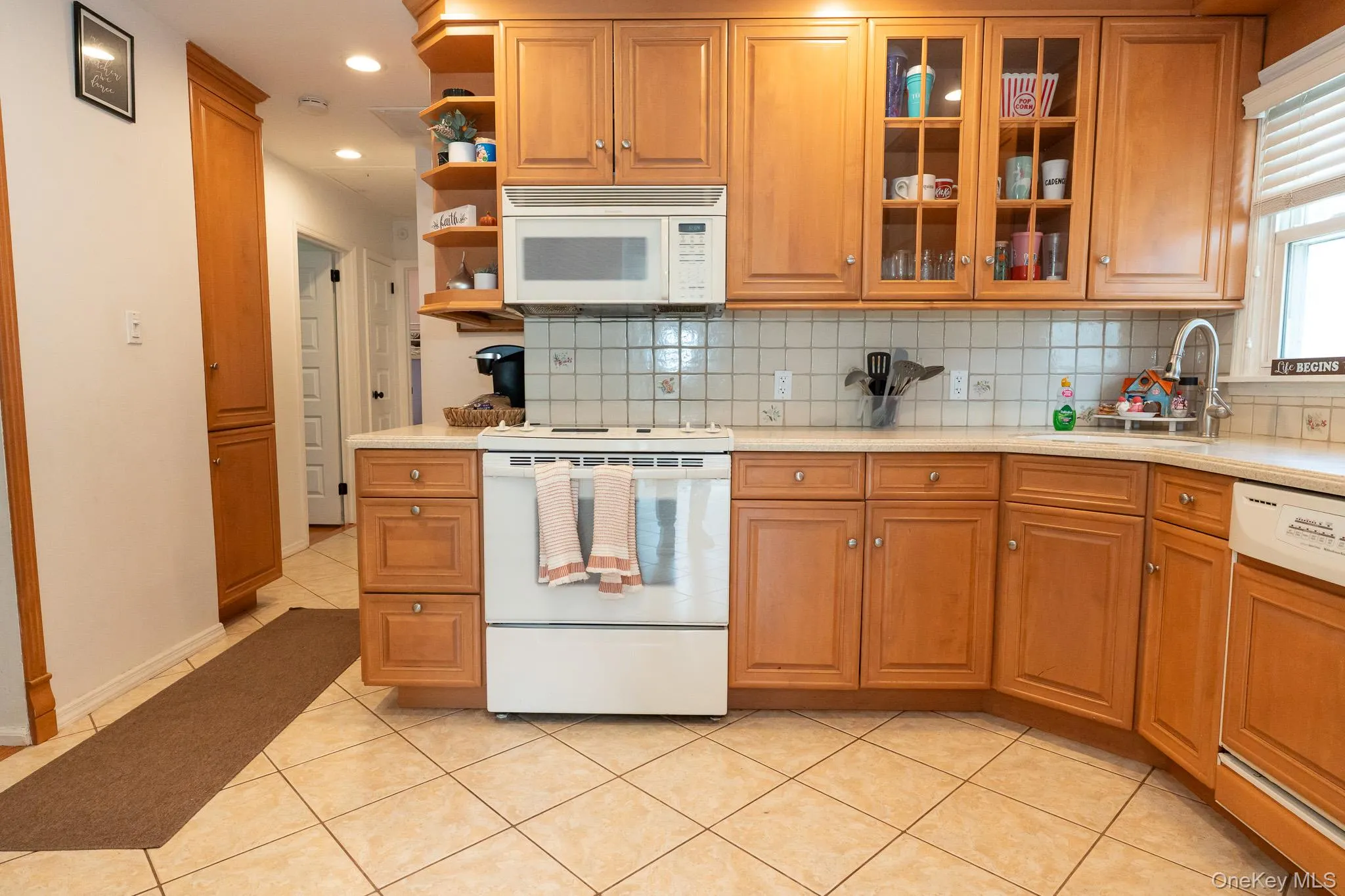 2393 Denton Street, Hempstead, NY, 3 Bedrooms Bedrooms, 5 Rooms Rooms,2 BathroomsBathrooms,Residential,For Rent,Denton,0,1012309 2393 Denton Street, Hempstead, NY, 3 Bedrooms Bedrooms, 5 Rooms Rooms,2 BathroomsBathrooms,Residential,For Rent,Denton,0,1012309
