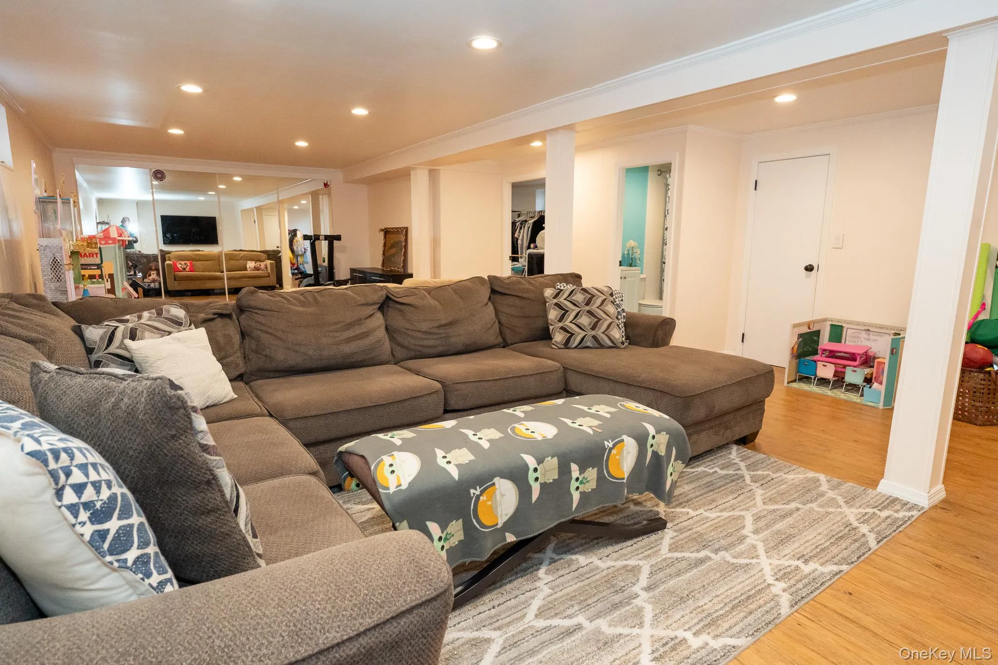 2393 Denton Street, Hempstead, NY, 3 Bedrooms Bedrooms, 5 Rooms Rooms,2 BathroomsBathrooms,Residential,For Rent,Denton,0,1012309 2393 Denton Street, Hempstead, NY, 3 Bedrooms Bedrooms, 5 Rooms Rooms,2 BathroomsBathrooms,Residential,For Rent,Denton,0,1012309