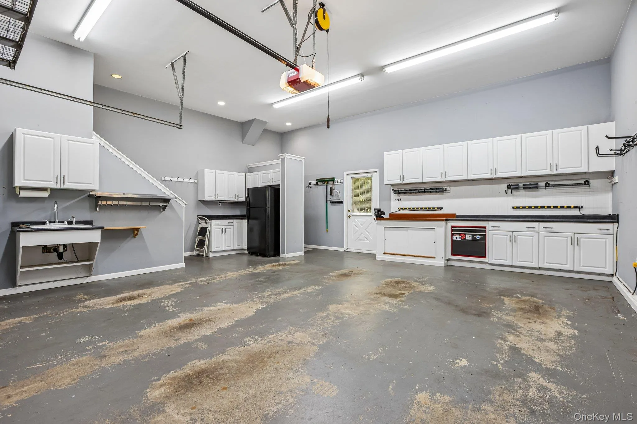 3 Deforest Avenue, Clarkstown, NY, 4 Bedrooms Bedrooms, 10 Rooms Rooms,2 BathroomsBathrooms,Residential,For Rent,Deforest,0,KEY1012310 3 Deforest Avenue, Clarkstown, NY, 4 Bedrooms Bedrooms, 10 Rooms Rooms,2 BathroomsBathrooms,Residential,For Rent,Deforest,0,KEY1012310