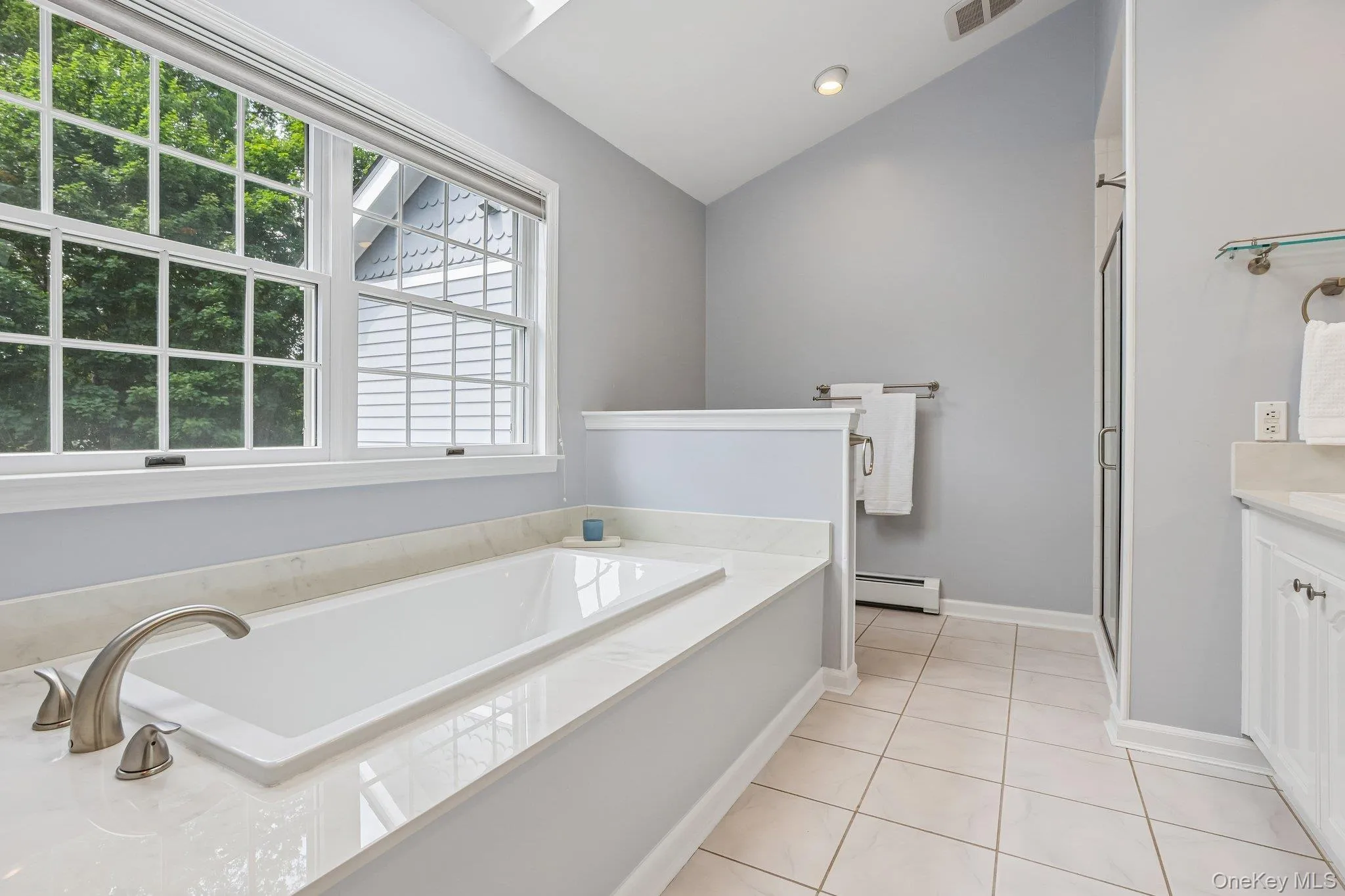 3 Deforest Avenue, Clarkstown, NY, 4 Bedrooms Bedrooms, 10 Rooms Rooms,2 BathroomsBathrooms,Residential,For Rent,Deforest,0,KEY1012310 3 Deforest Avenue, Clarkstown, NY, 4 Bedrooms Bedrooms, 10 Rooms Rooms,2 BathroomsBathrooms,Residential,For Rent,Deforest,0,KEY1012310