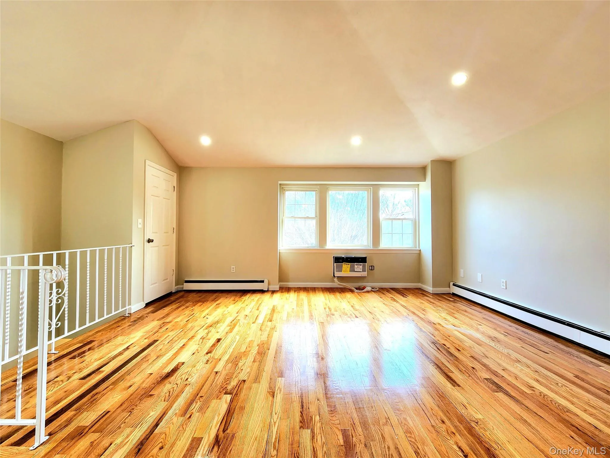 94-17 90th Avenue, New York, NY, 3 Bedrooms Bedrooms, 8 Rooms Rooms,2 BathroomsBathrooms,Residential Lease,For Rent,90th,0,1012317 94-17 90th Avenue, New York, NY, 3 Bedrooms Bedrooms, 8 Rooms Rooms,2 BathroomsBathrooms,Residential Lease,For Rent,90th,0,1012317
