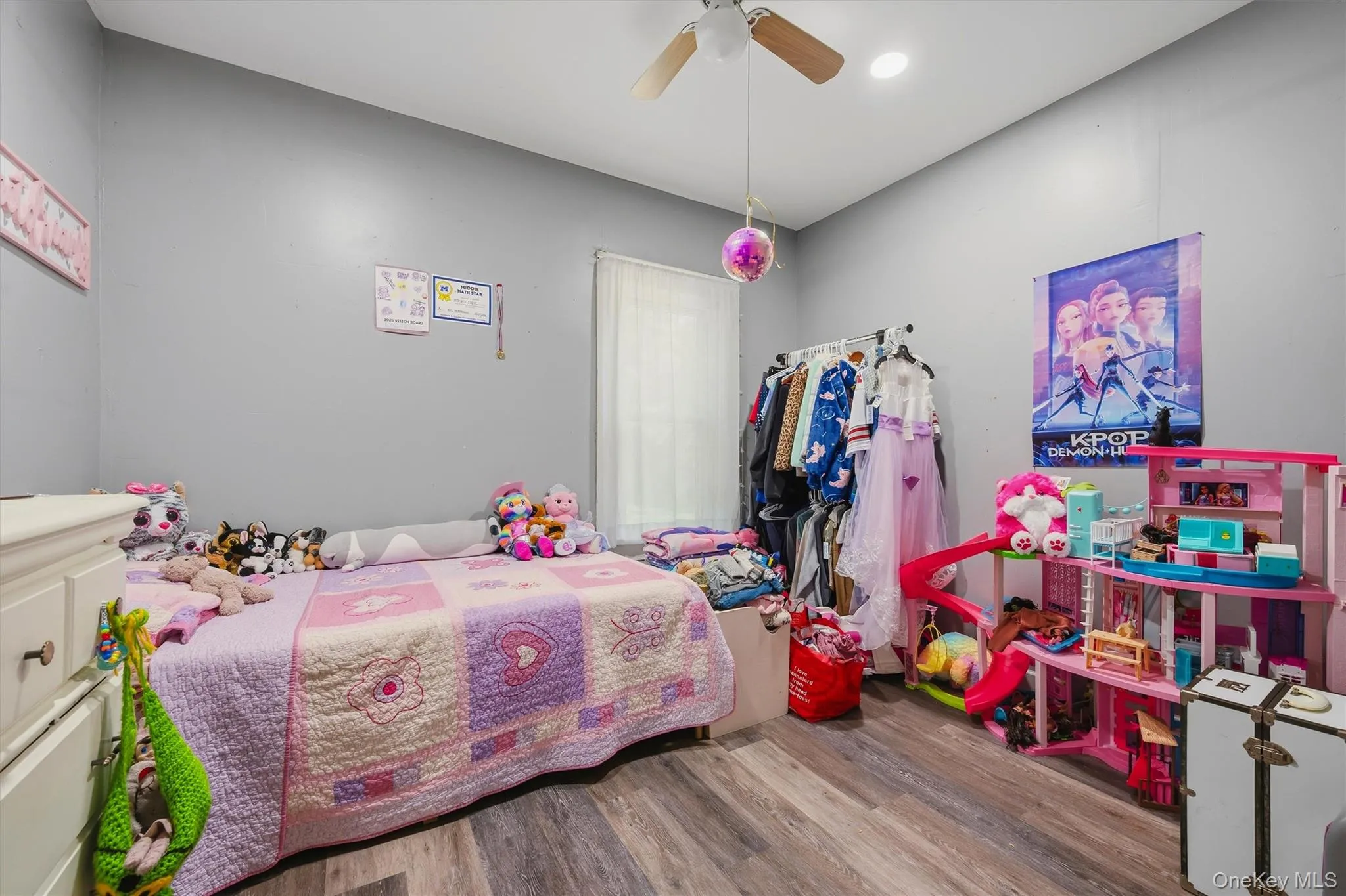 19 Hulse Avenue, Wallkill, NY, 2 Bedrooms Bedrooms, 6 Rooms Rooms,1 BathroomBathrooms,Residential,For Rent,Hulse,0,1012319 19 Hulse Avenue, Wallkill, NY, 2 Bedrooms Bedrooms, 6 Rooms Rooms,1 BathroomBathrooms,Residential,For Rent,Hulse,0,1012319